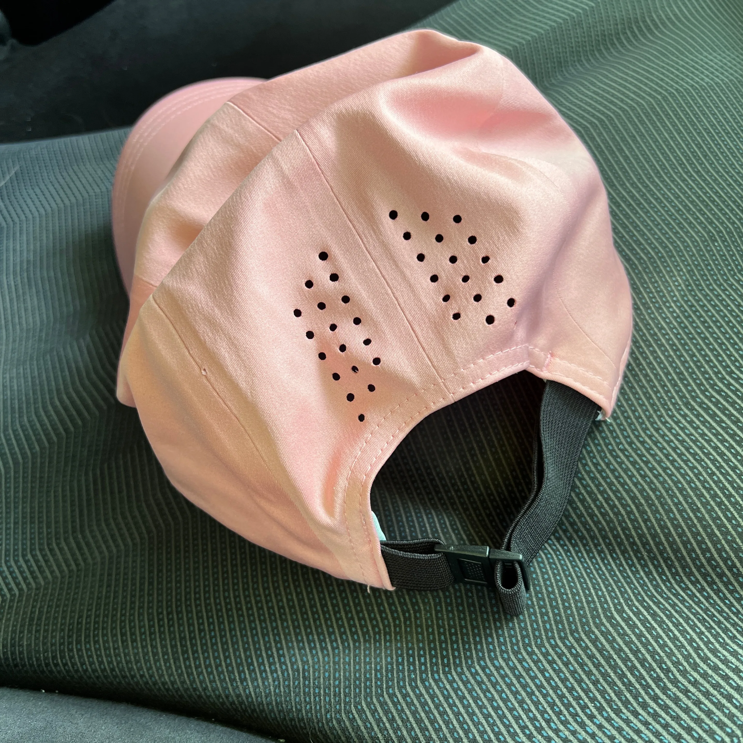 Peak Performance Pink Golf Tech Player Cap Hat image indicator(2)