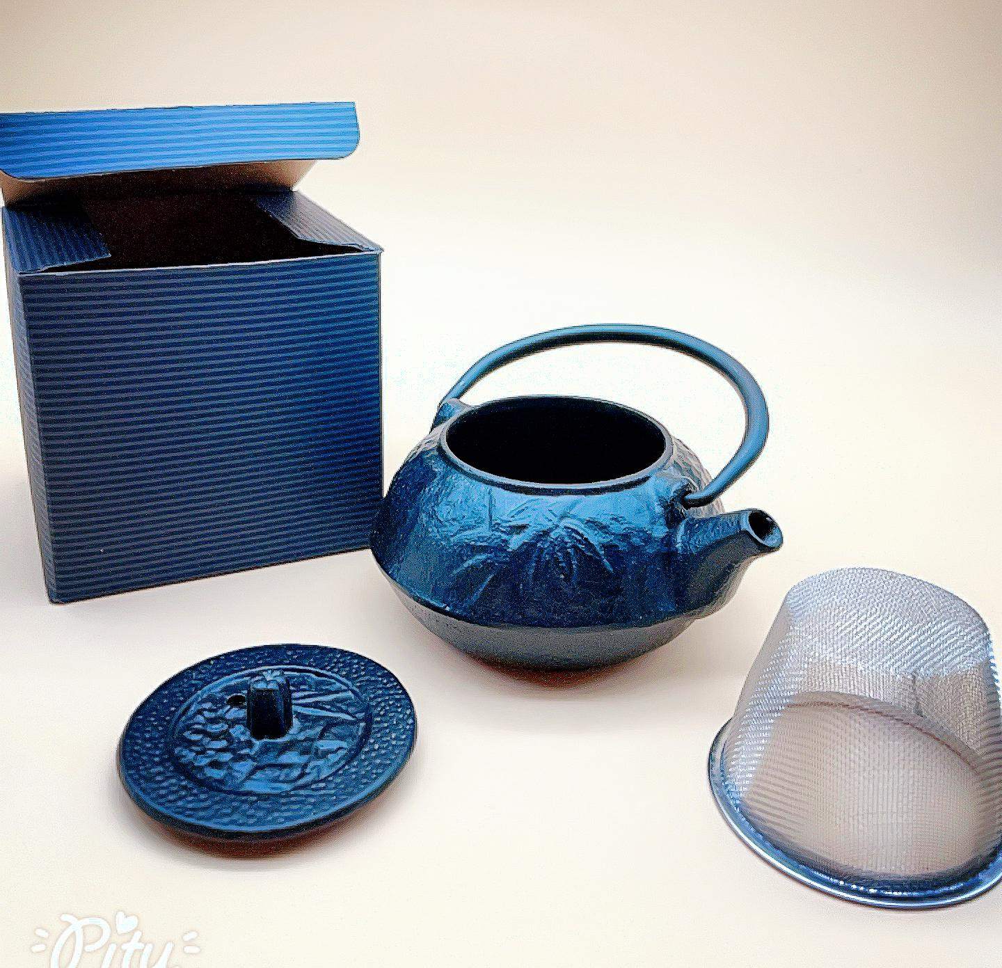 250 ml teapot with box
