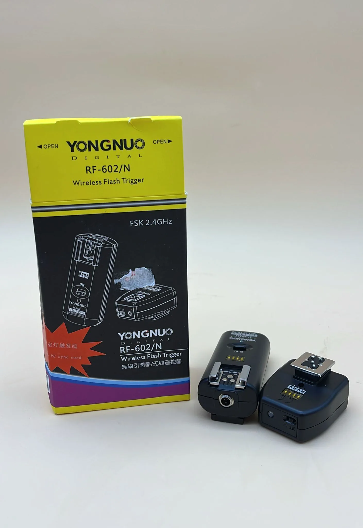 YONGNUO RF-602/N wireless flash trigger for Nikon thumbnail
