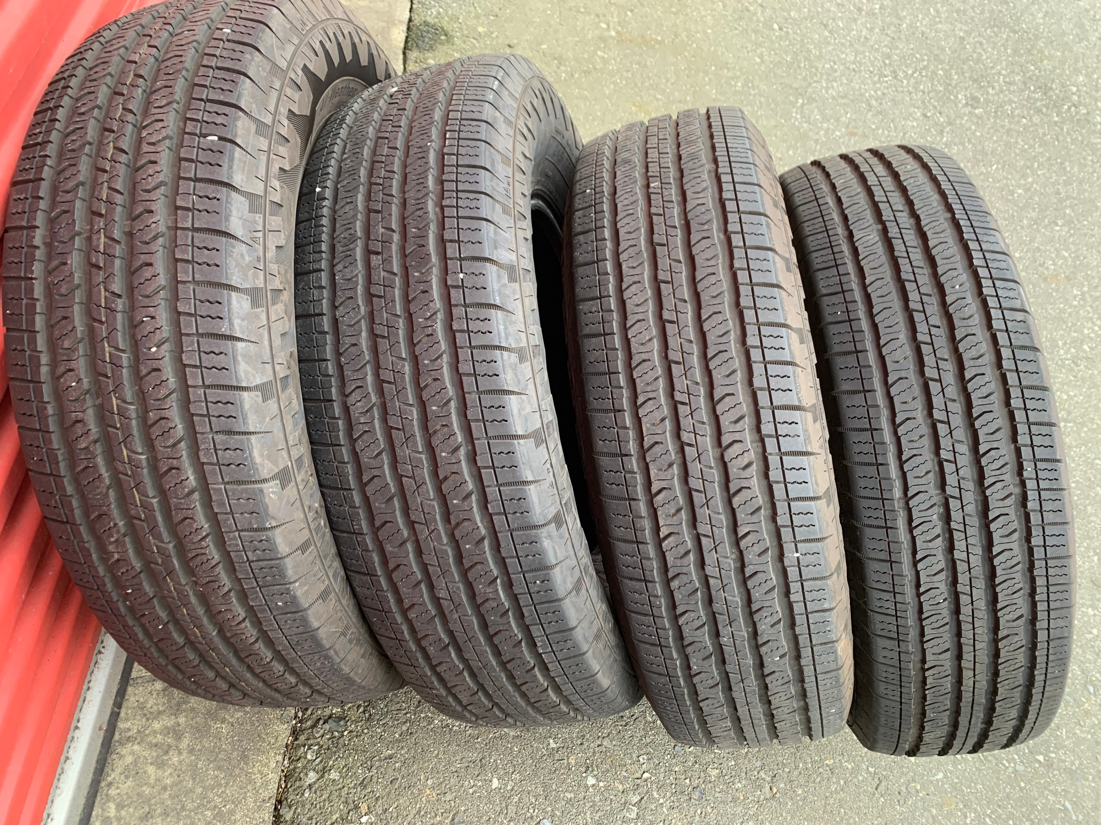 SET of Take off 245/75/17 M+S 112S Nexen Rodian HTX2 90% tread