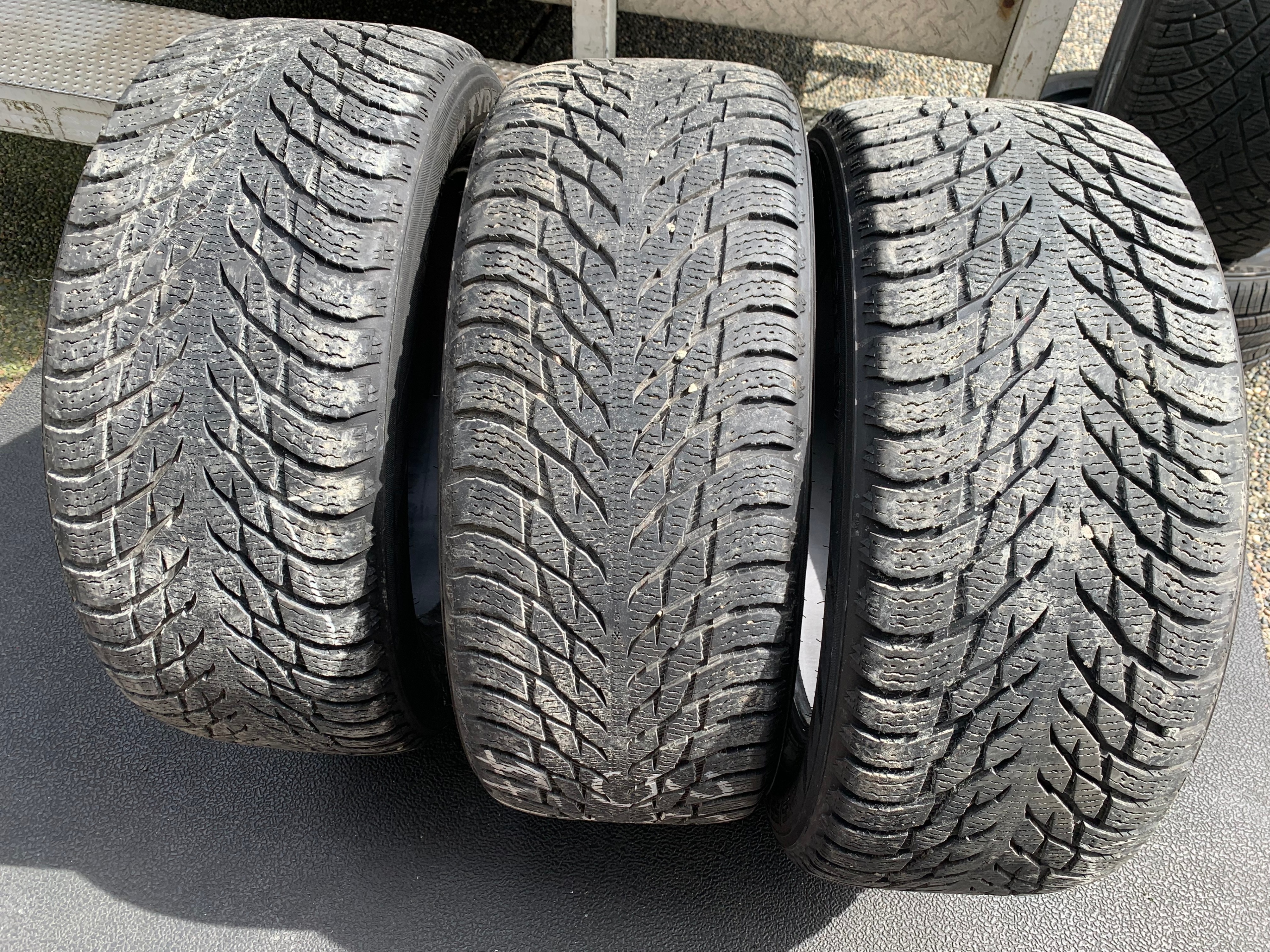 SET OF (3) 255/55/18 M+S 109R Nokian Hakkapellitta R3 70% tread