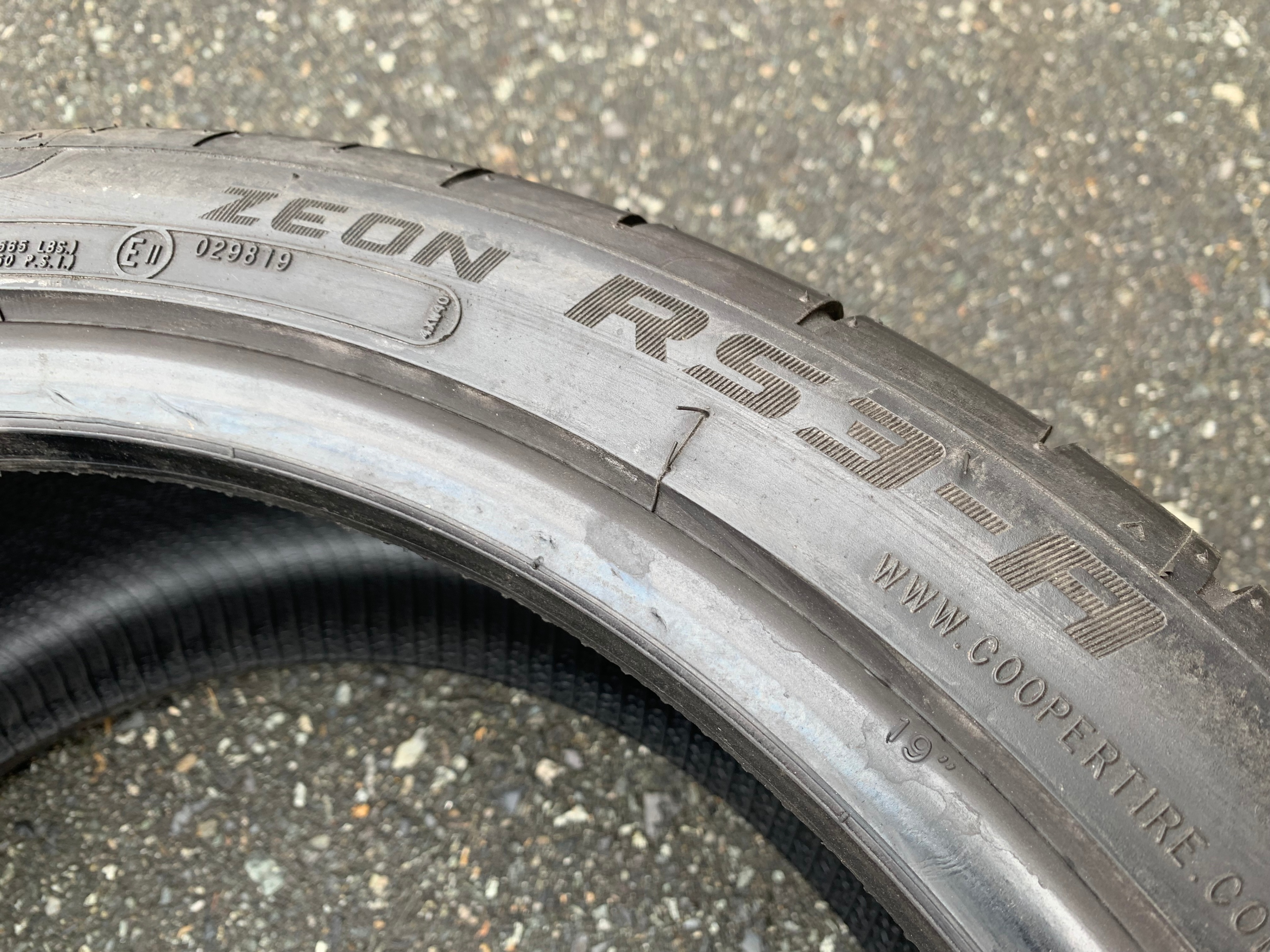 1 X single 255/35/19 M+S 96W Cooper zeon RS3-A with 80% tread - photo 5