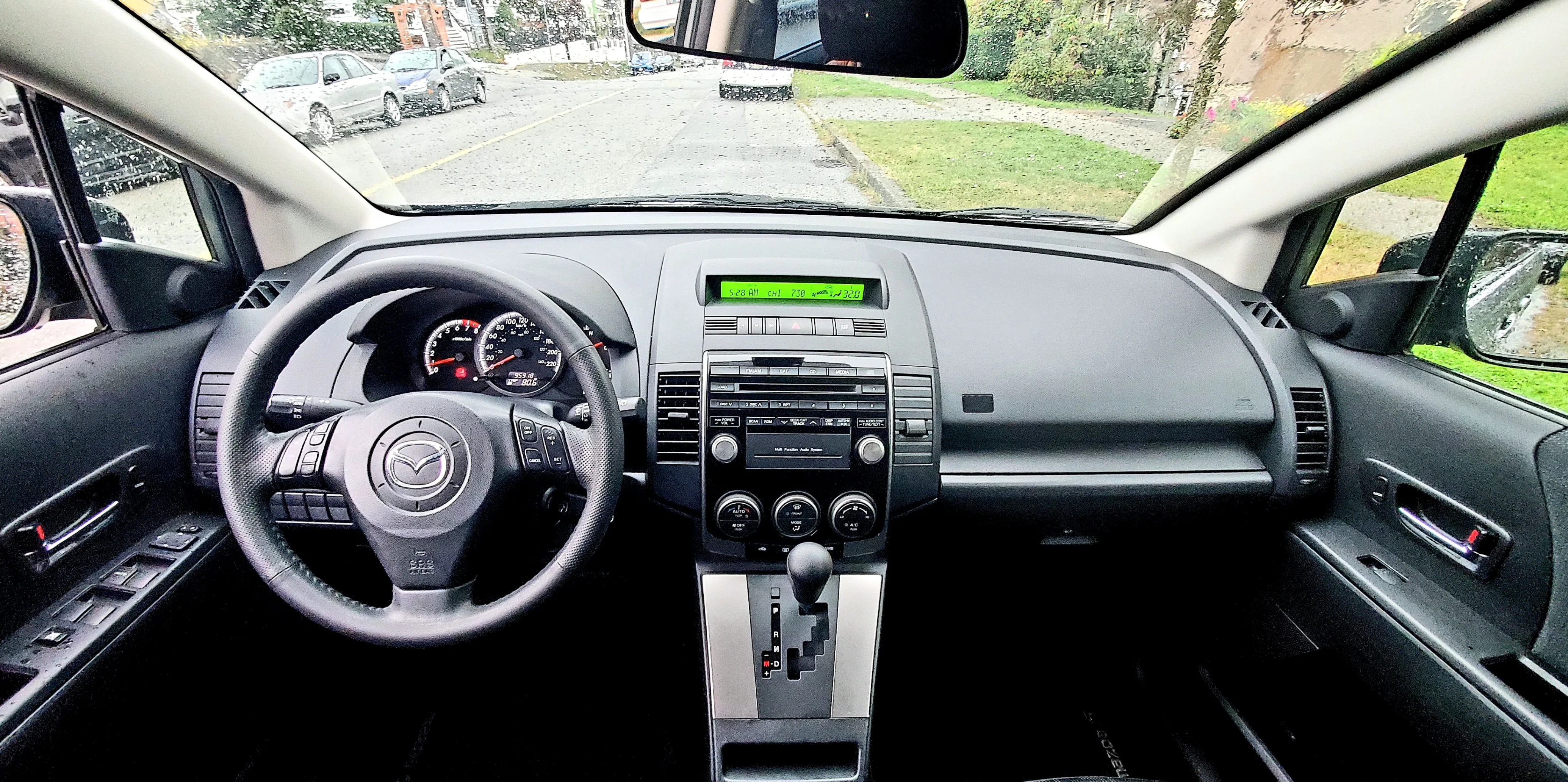 2010 Mazda MAZDA5 Grand Touring 4dr Wagon AUTO image indicator(6)