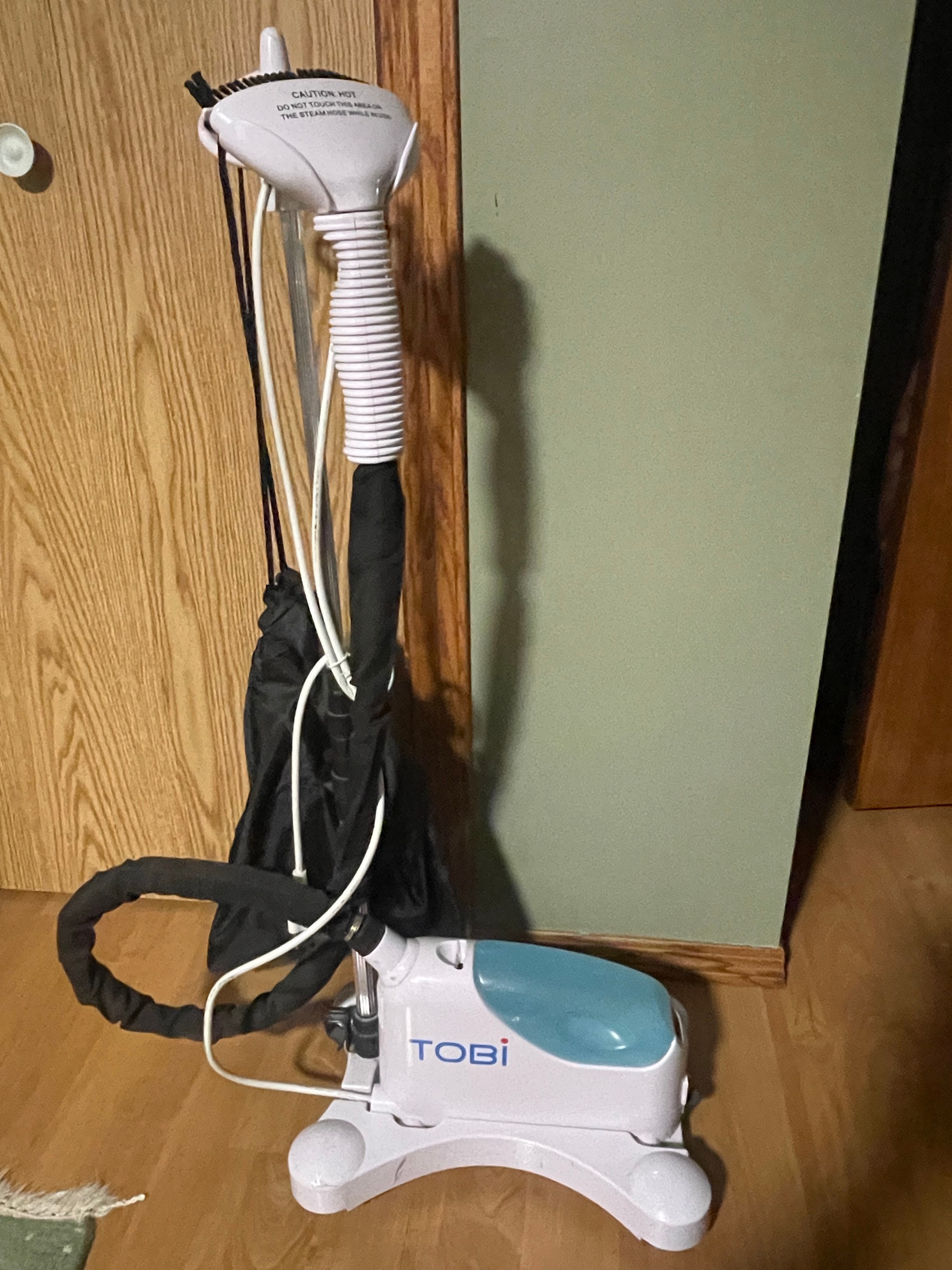 Tobi Fabric Steamer