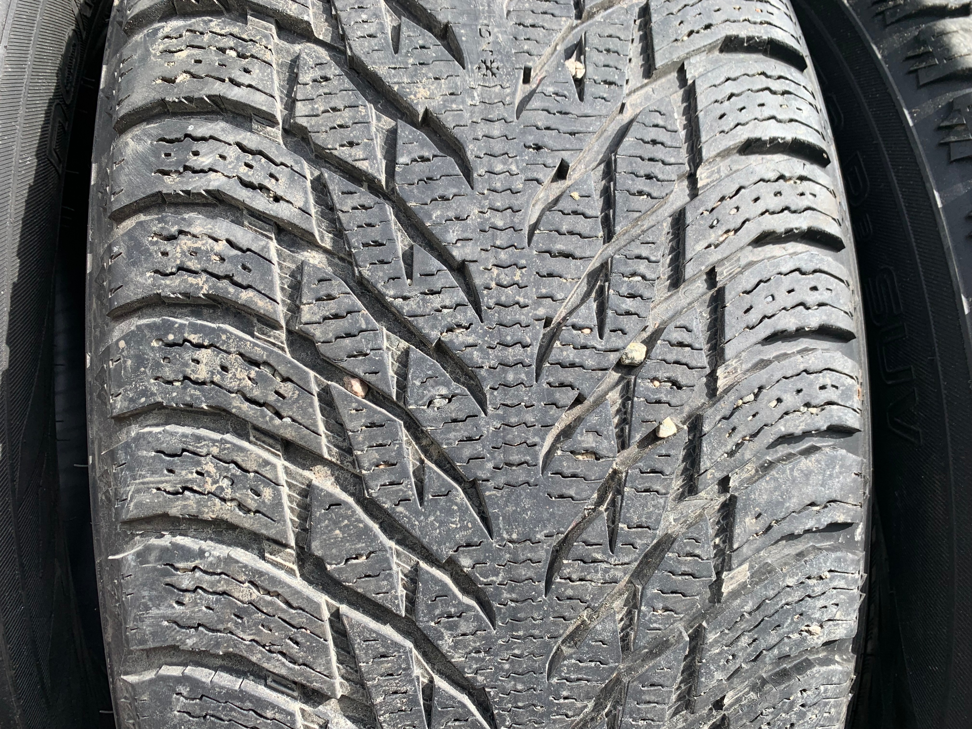 SET OF (3) 255/55/18 M+S 109R Nokian Hakkapellitta R3 70% tread - photo 3