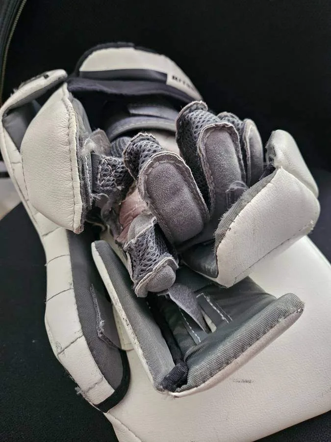 WARRIOR Ritual G2 Custom Pro Blocker SENIOR VERY CLEAN image indicator(2)