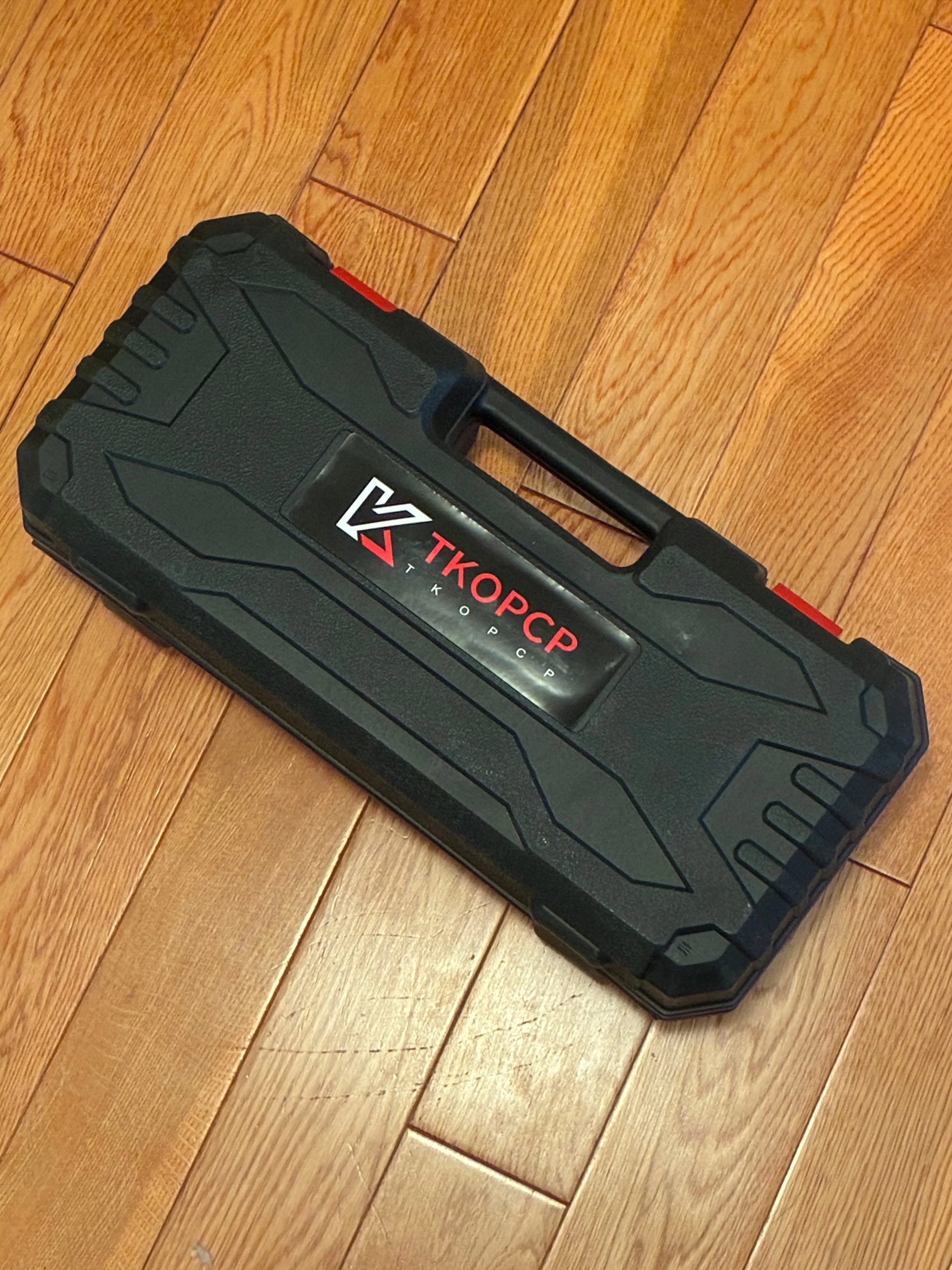 TKOPCP 6" chainsaw, with 2 Li-Ion batteries, 1 backup chain, new image indicator(2)