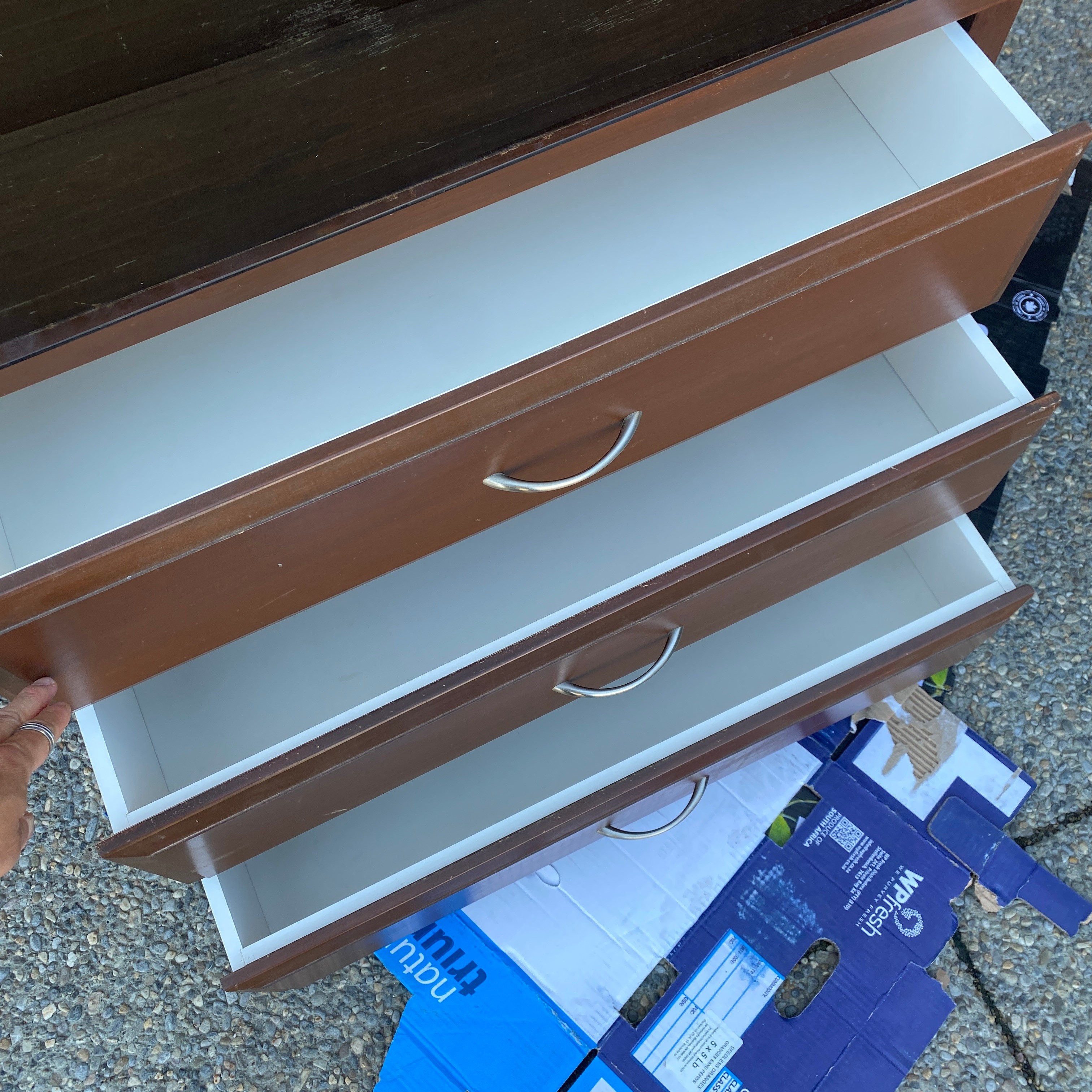 Classic Hotel Style 3 Drawer Brown Dresser w/ Tempered Glass Top - photo 3