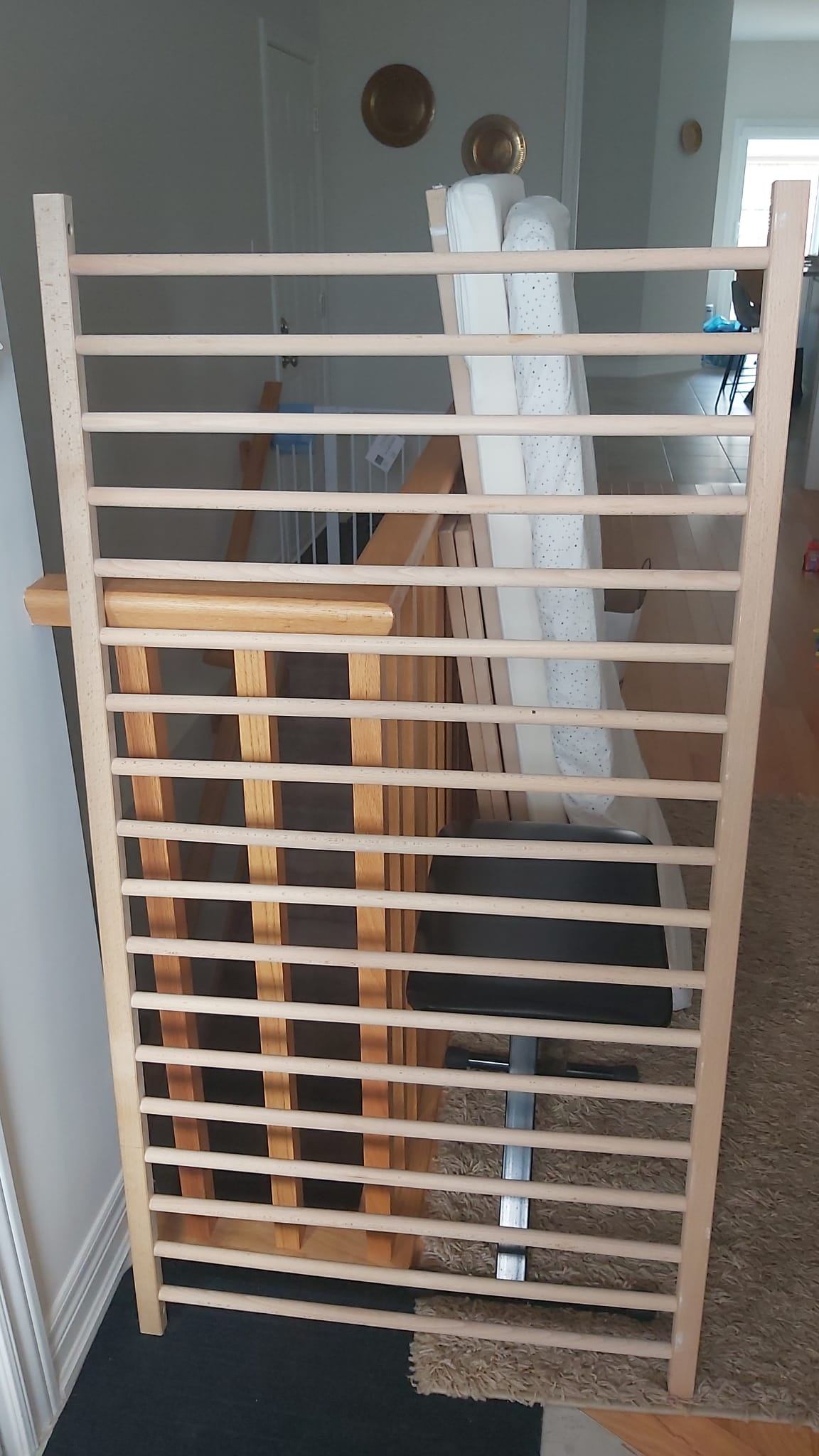 IKEA SNIGLAR Crib – Assembled Once, Never Used, Mint Condition - photo 5
