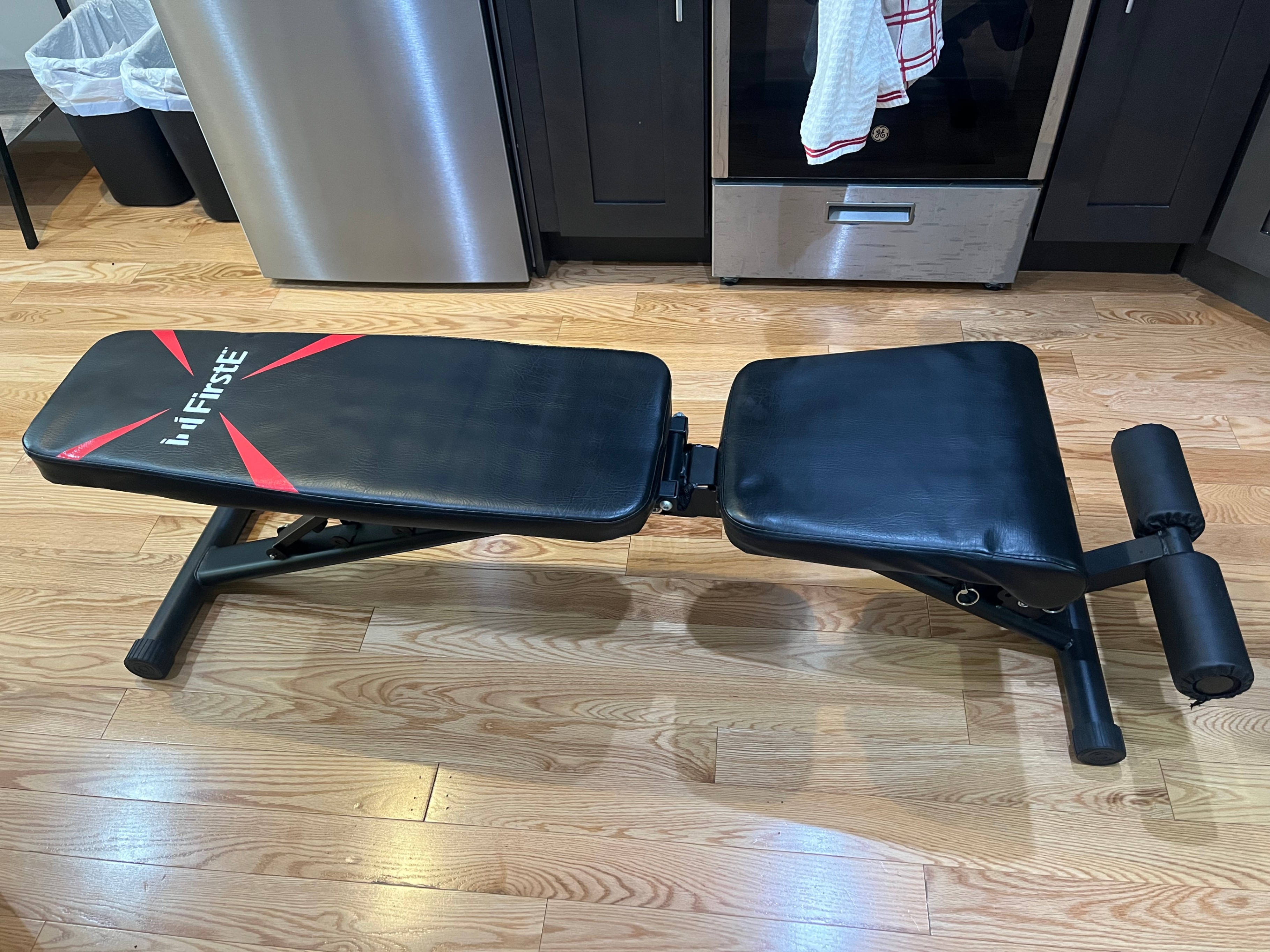 Adjustable Weight Bench + 2 Sets of Dumbbells (Total 76 lbs)