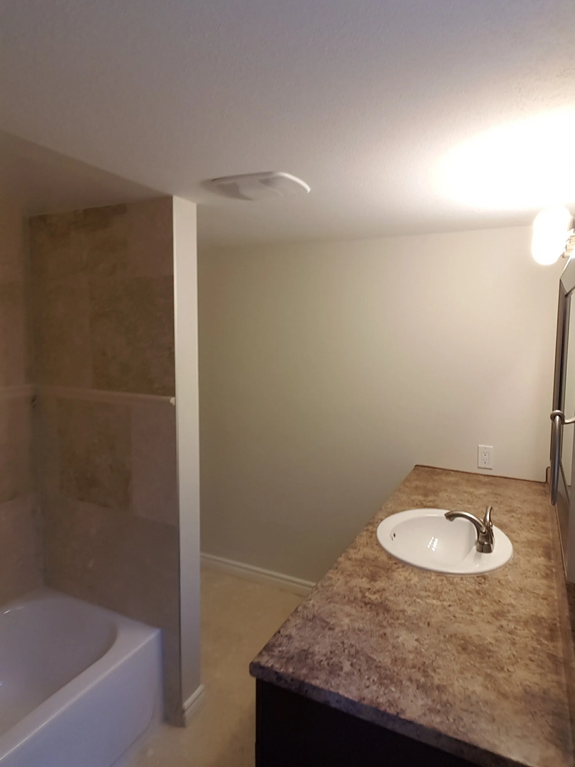 **Bright, Spacious and Quiet, 2BDR Ground Level Suite** image indicator(7)