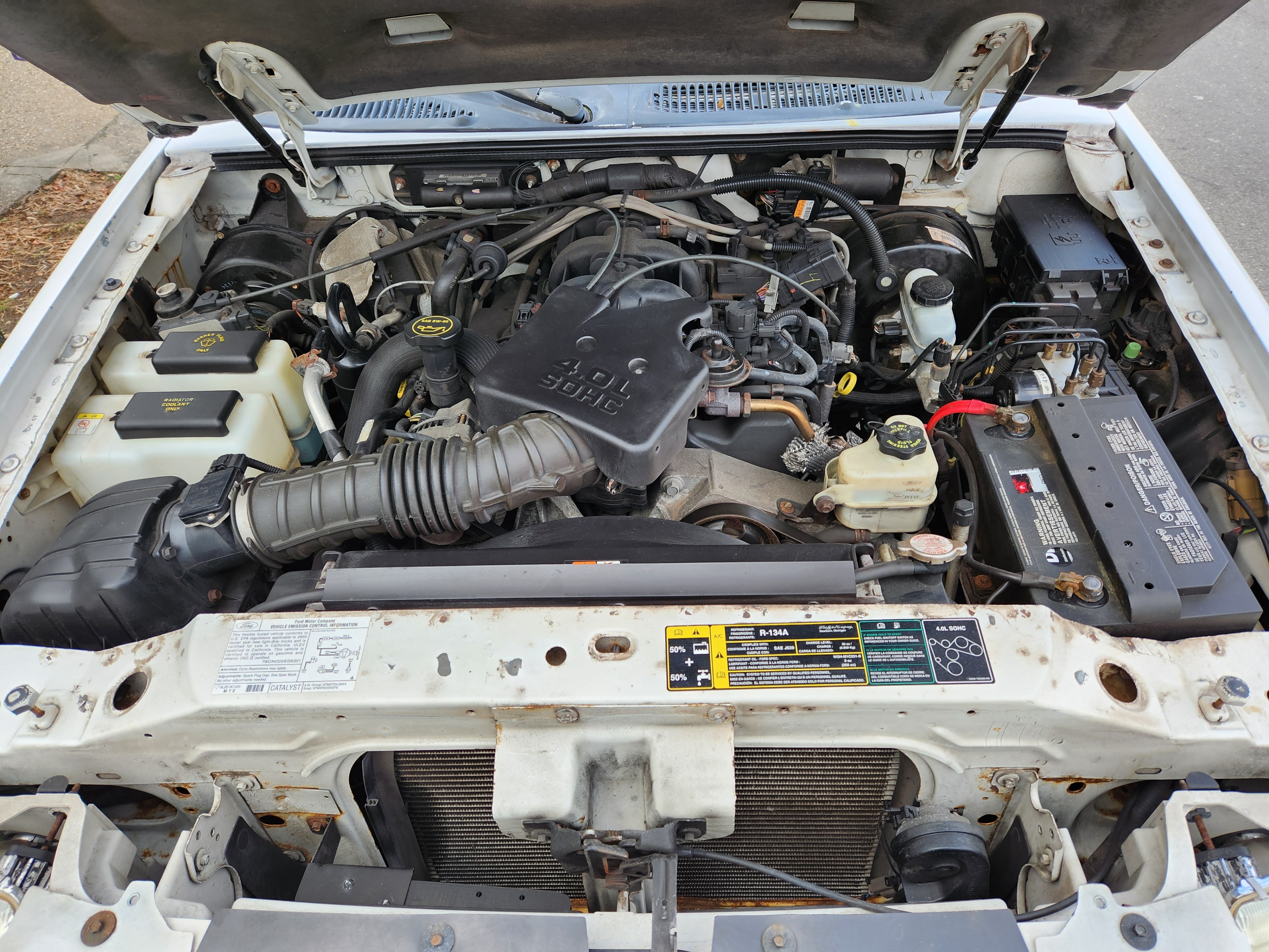 2005 Ford Explorer Sport Trac 4x4 - photo 5