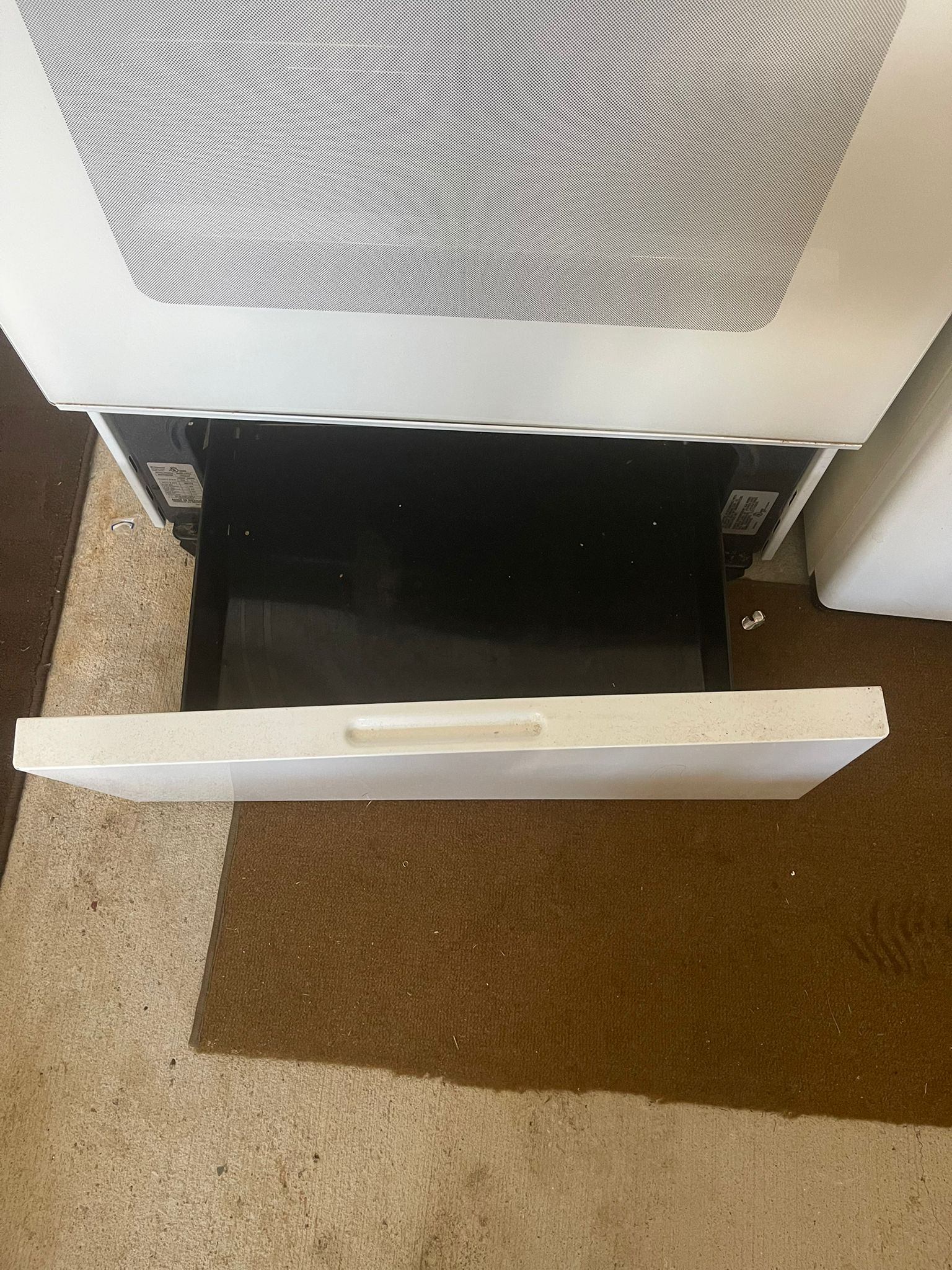 Moffat Stove with Oven Old Model - Price Negotiable - photo 3