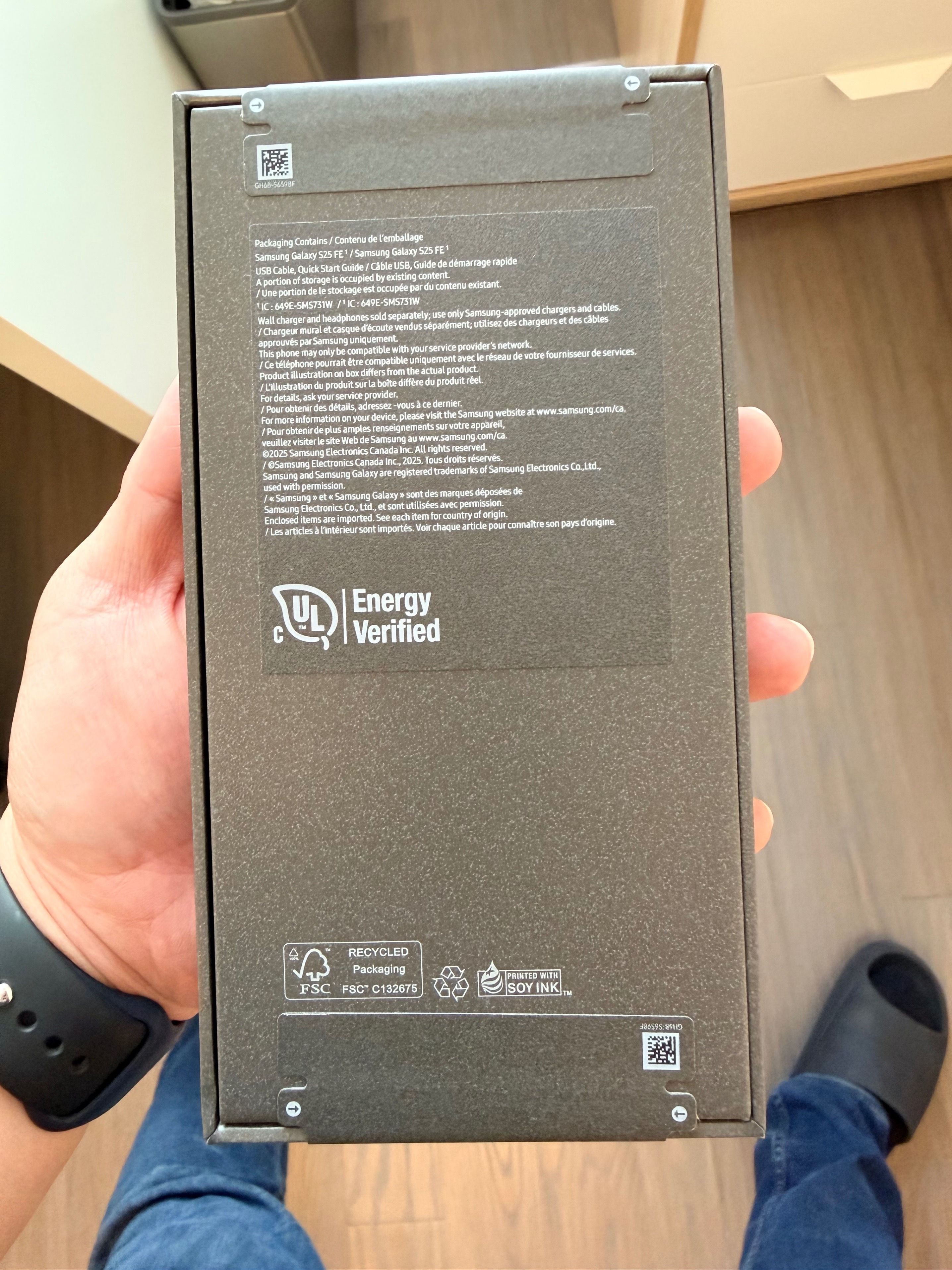 Samsung Galaxy S25 FE – 128GB (Jet Black) - photo 4