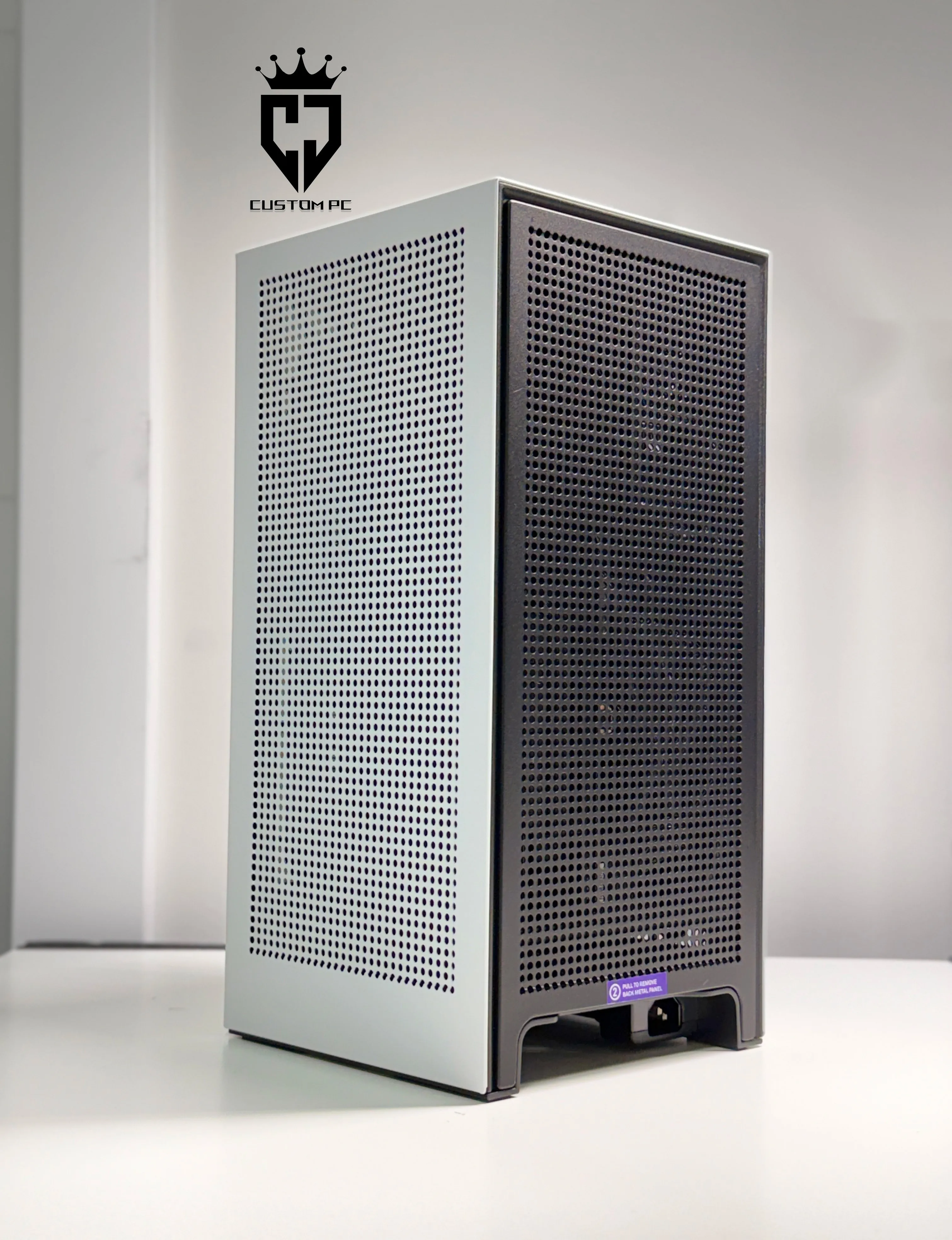 SFF Gaming PC Ryzen 7 3700X 4.4Ghz \ RTX 3070 \ 32GB \ 512GB image indicator(2)