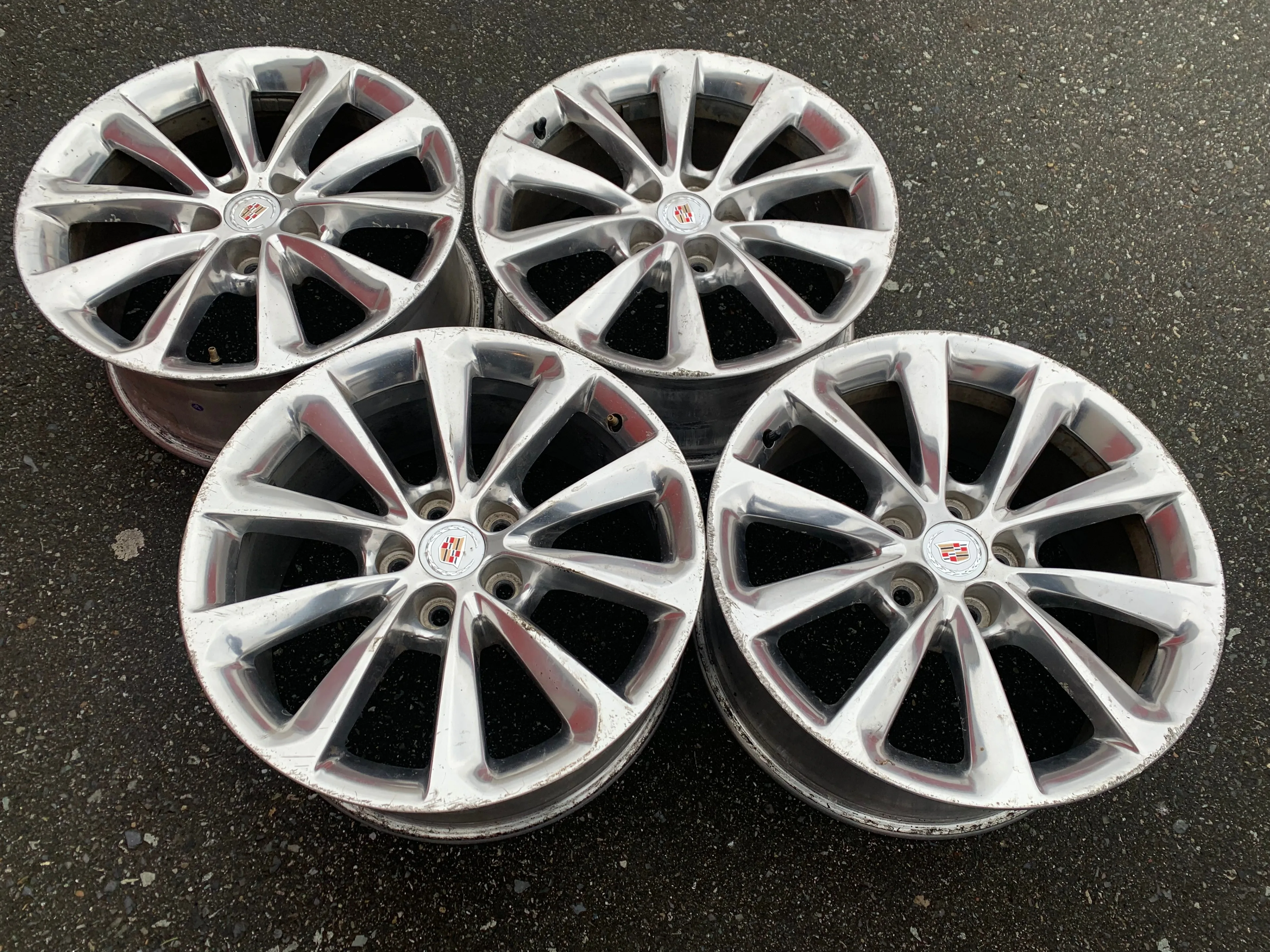 Set of 19X8.5 ET39 Cadillac XTS 2013-2017 wheels good used cond thumbnail