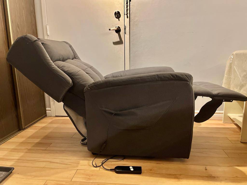 Reclining couch remote controlled - photo 5