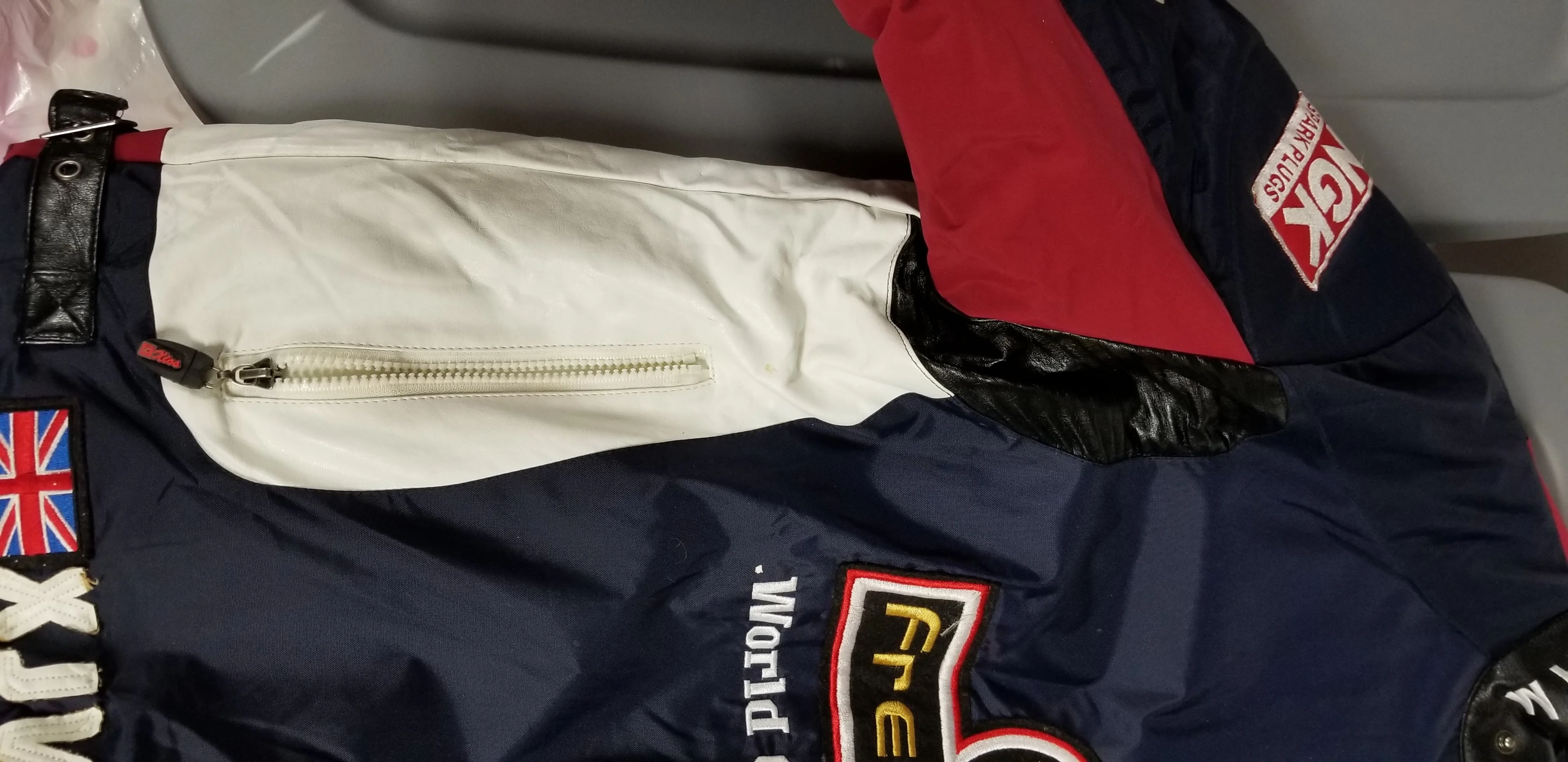 XIOS World Champion Racing Bomber Jacket, men's size XXL image indicator(5)