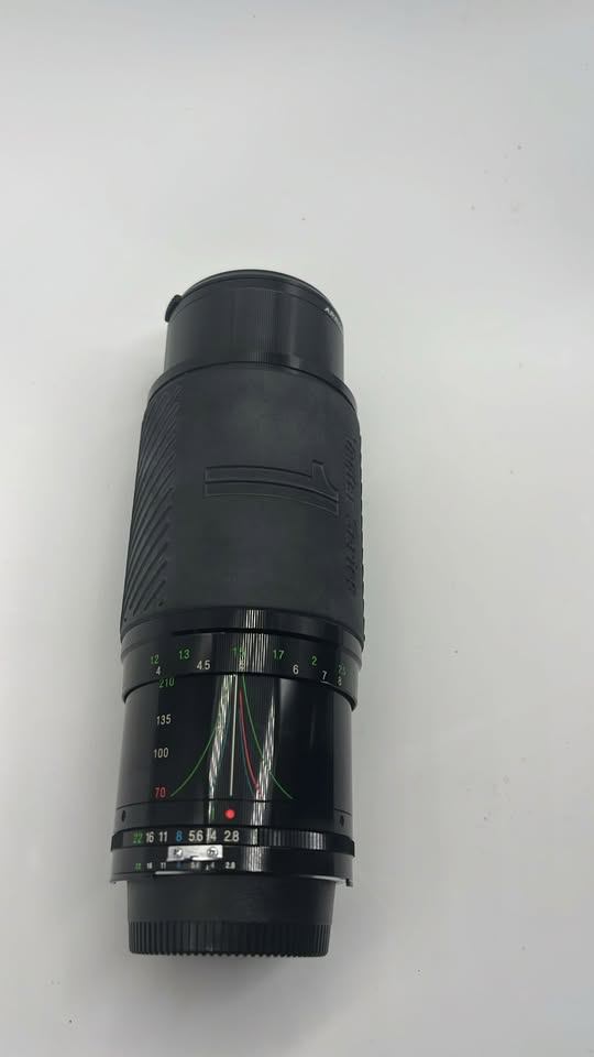 Vivitar Series 1 70-210mm with macro + hoya hood Shade - photo 3