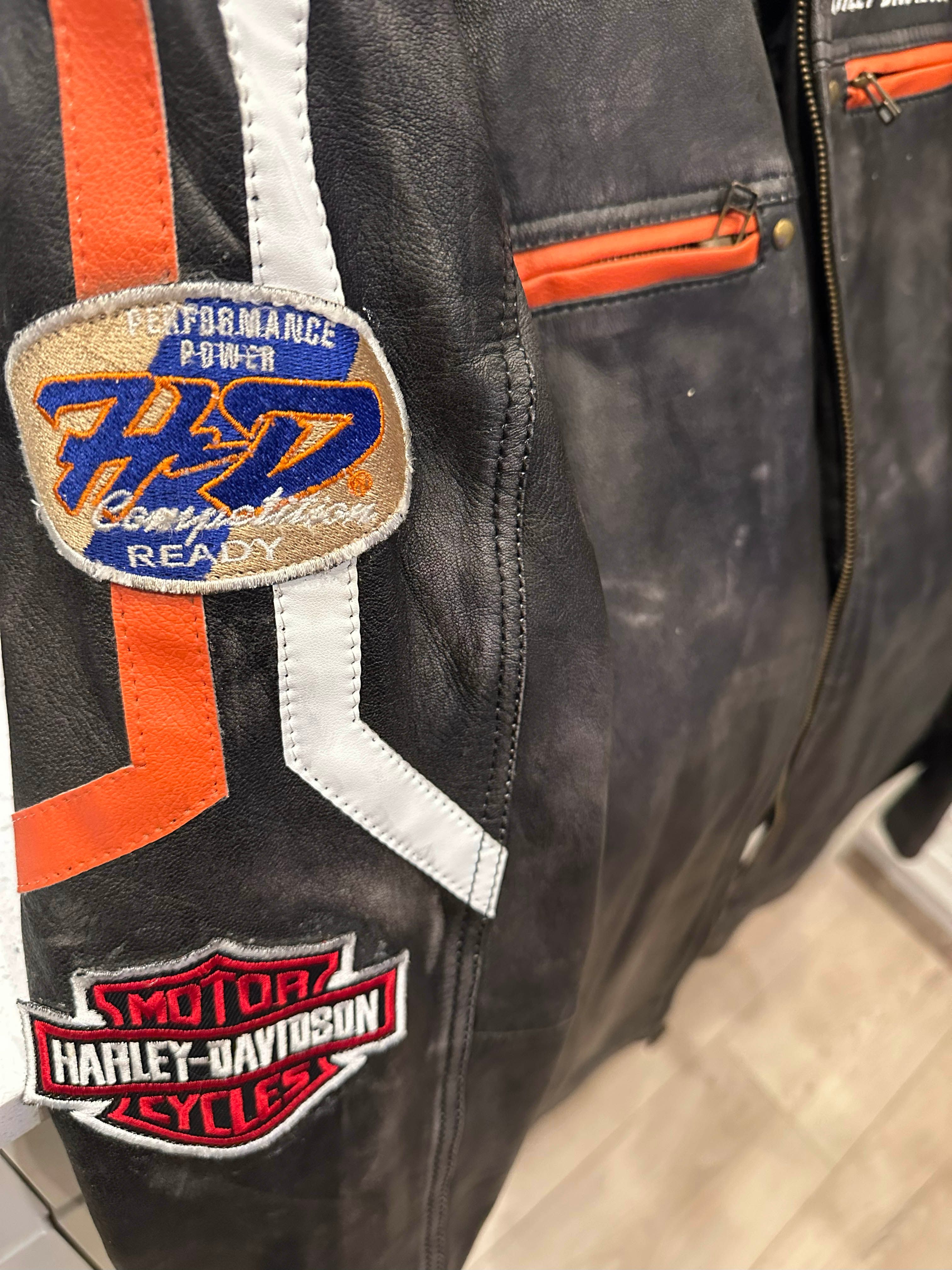 Harley Davidson Leather Jacket (XL) - photo 2