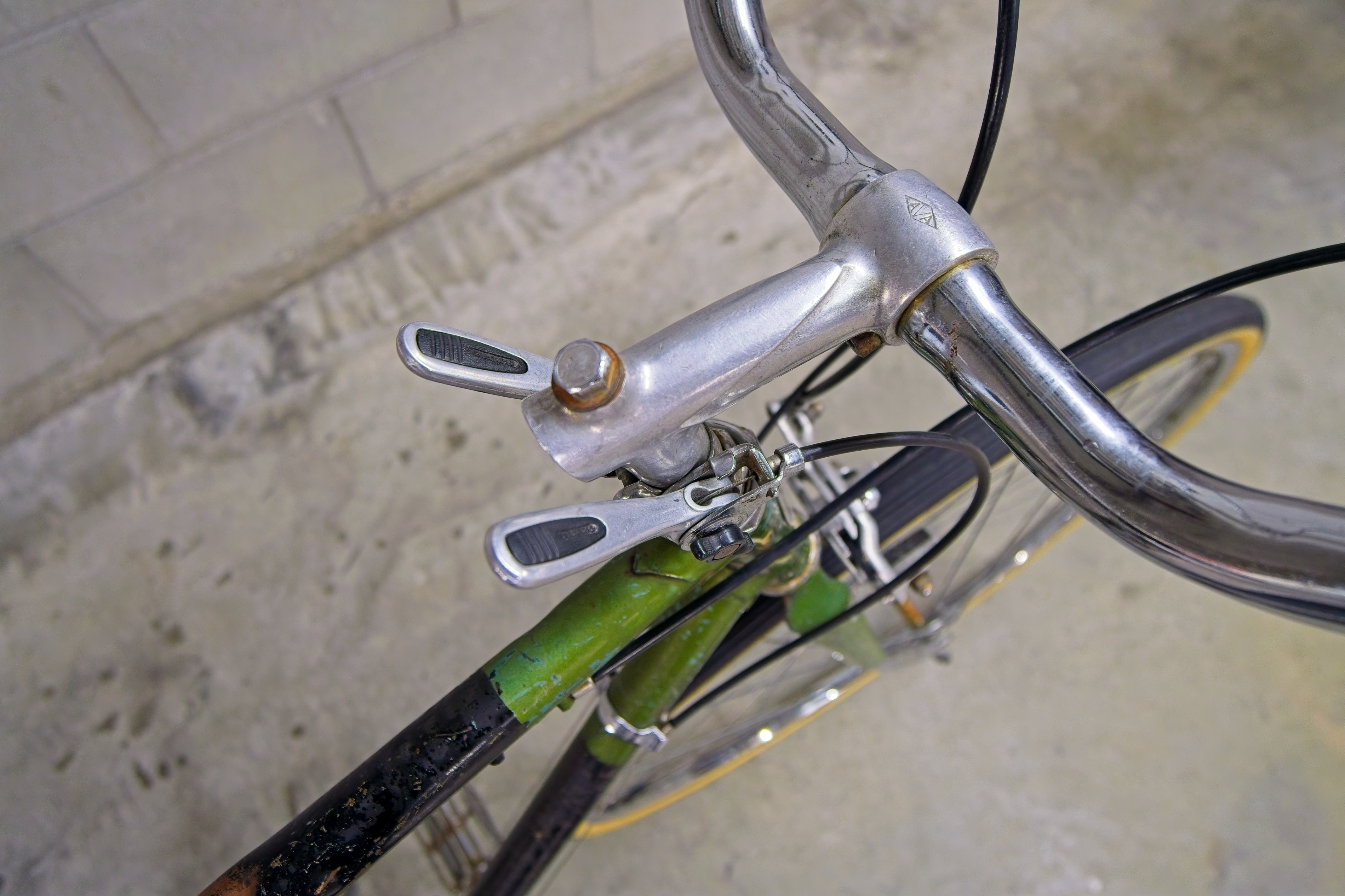 1974 Raleigh Sprite 10-Speed – Timeless British Classic 🇬🇧 - photo 4