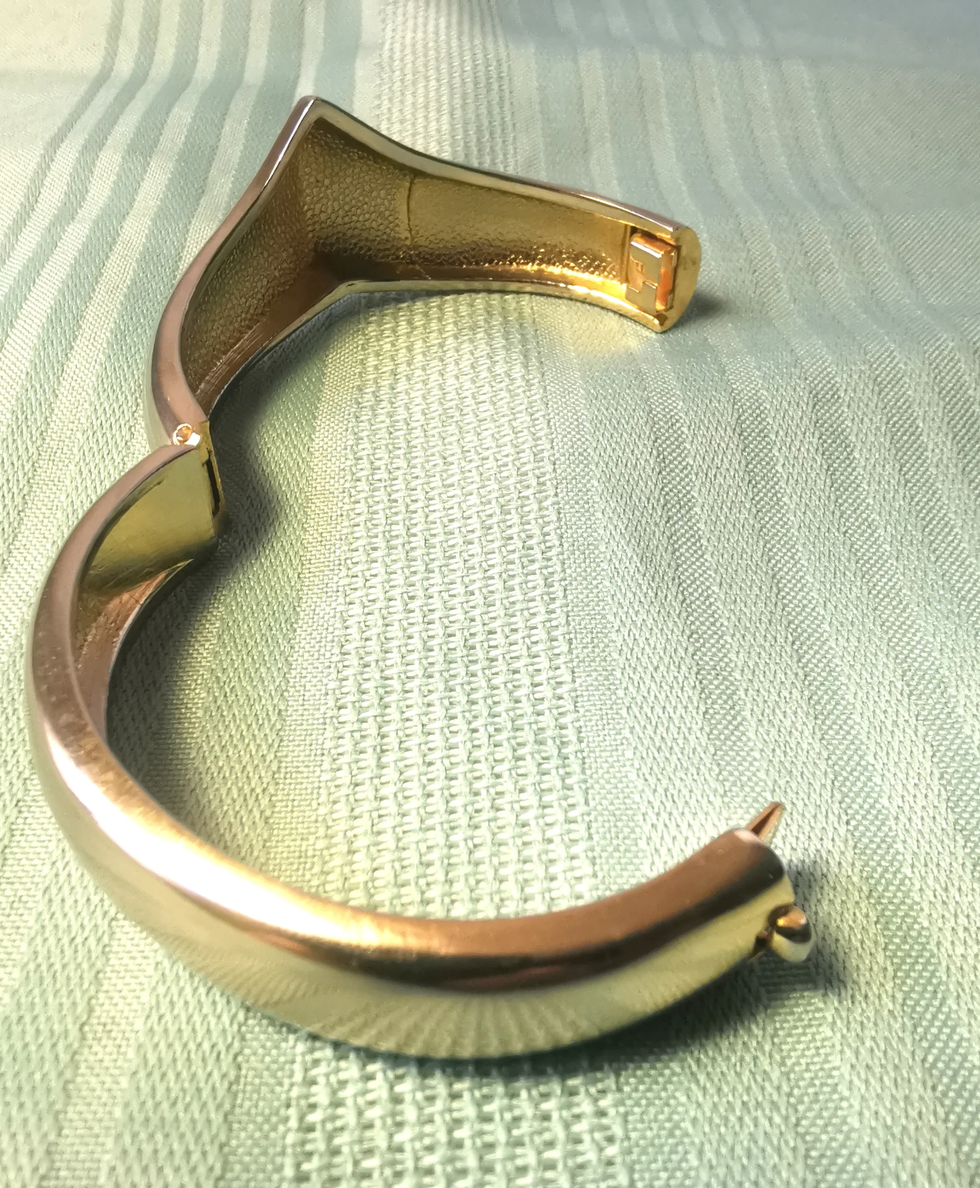 Retro Silver & Gold Tone Hinged Bracelet Vintage Statement Jewel image indicator(7)