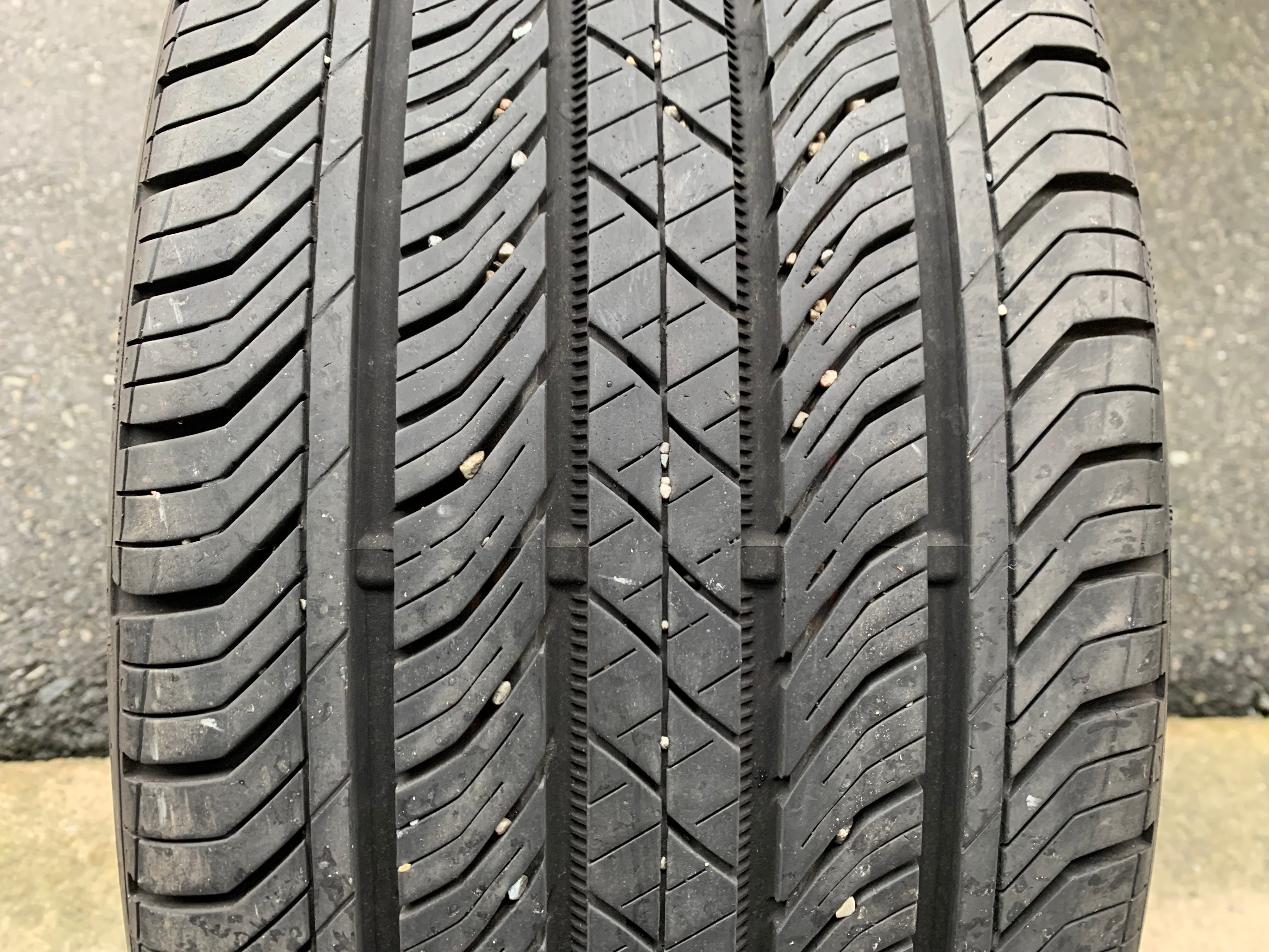 1 X single 245/35/20 Continental Pro contact TX with 85% tread - photo 2