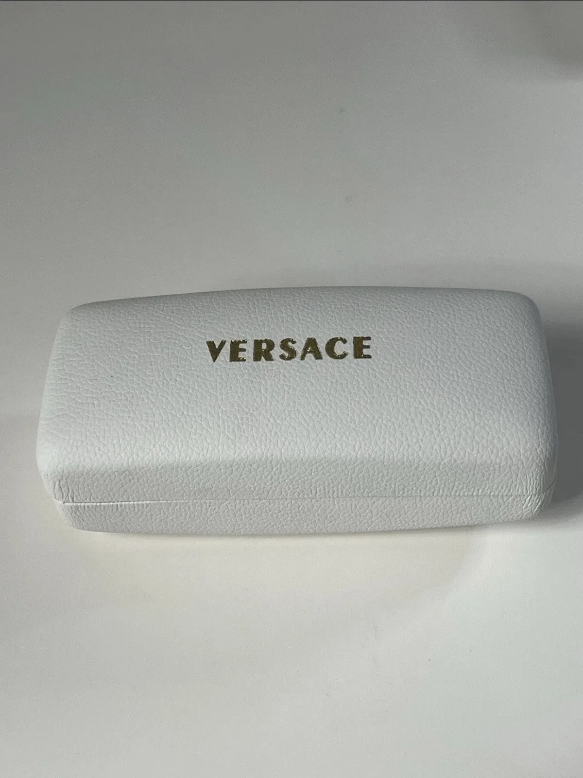 New Versace VE4361 ‘Biggie’ Sunglasses–Black Gold 100% Authentic image indicator(6)
