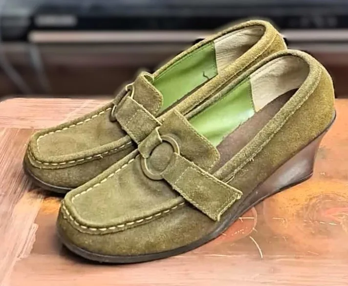 Women's Genuine Leather Wedge Loafer image indicator(2)