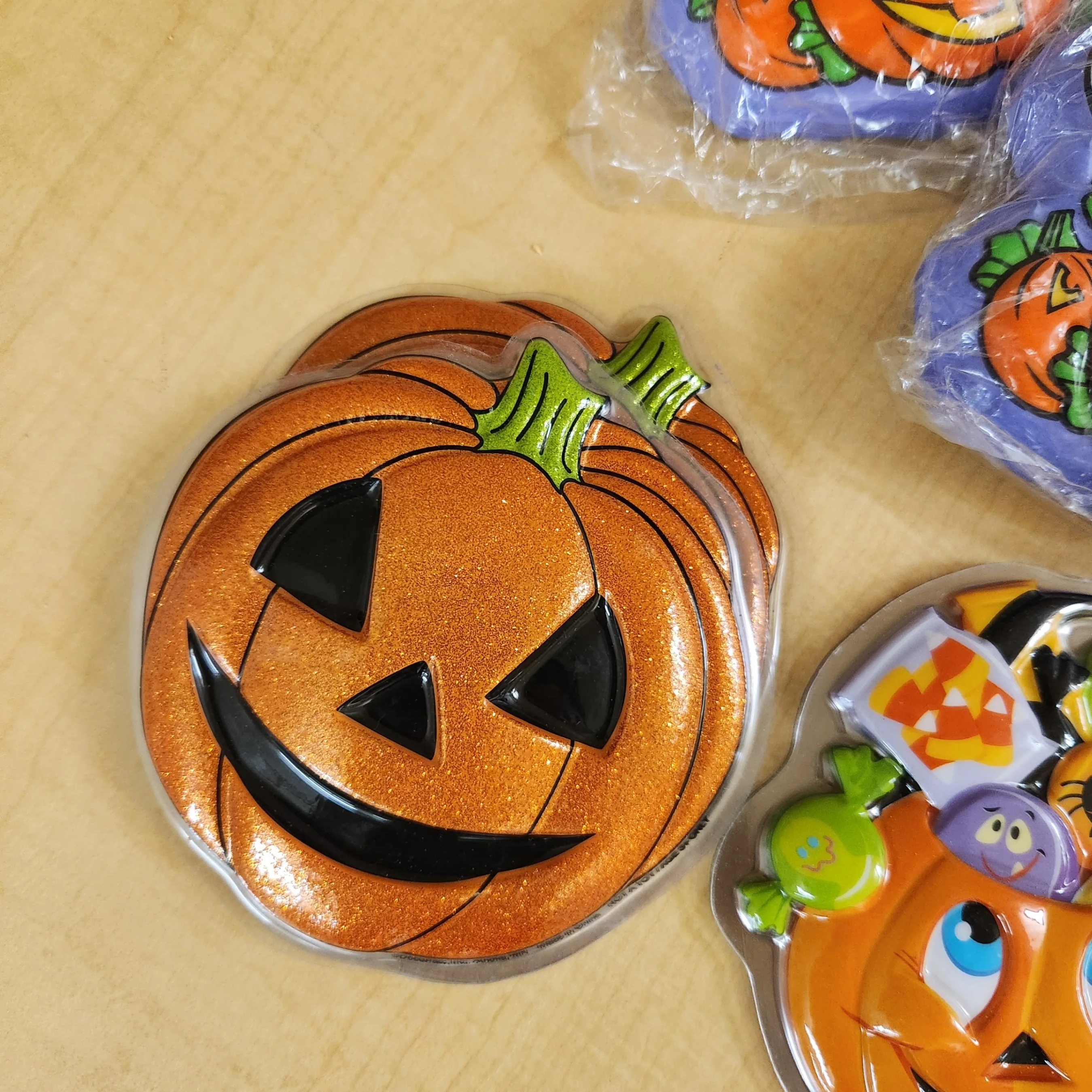 Halloween cake topper thumbnail