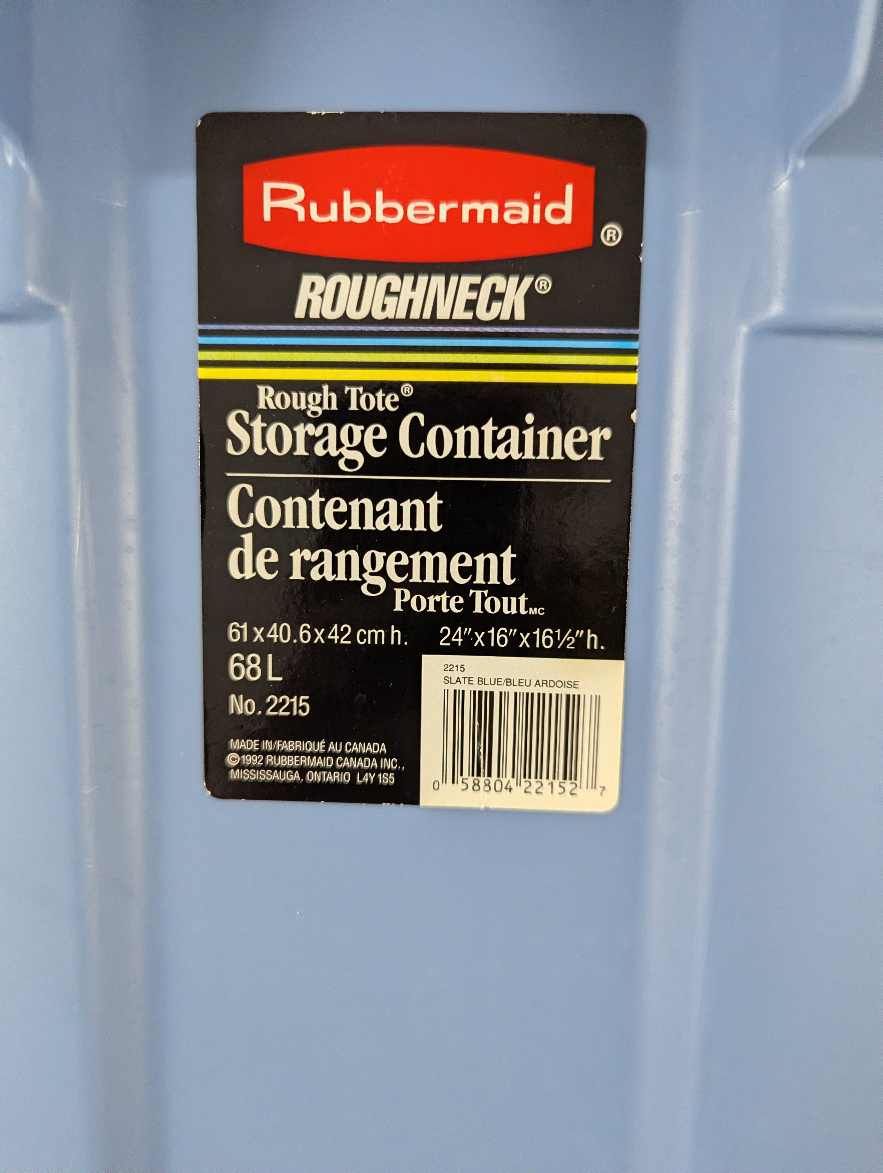 2 rubbermaid storage bins with out lids