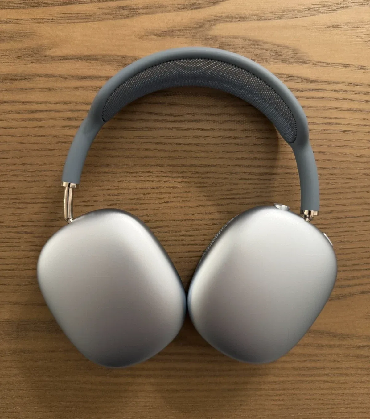 Brand New Apple AirPods Max with Smart Case (USB-C) - Blue image indicator(2)