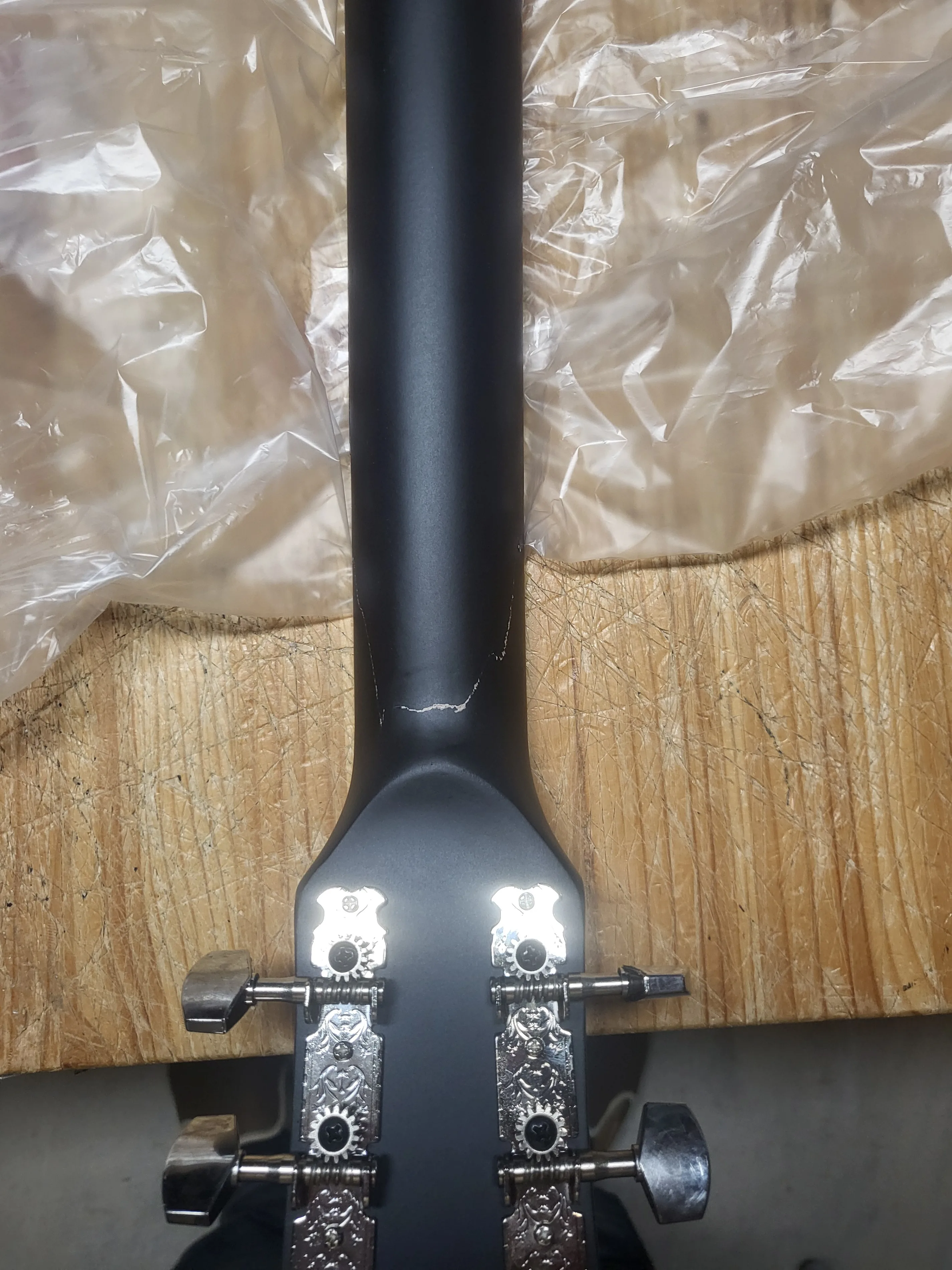 Acoustic Guitar with Broken Neck – For Parts, Repair, or Display image indicator(5)