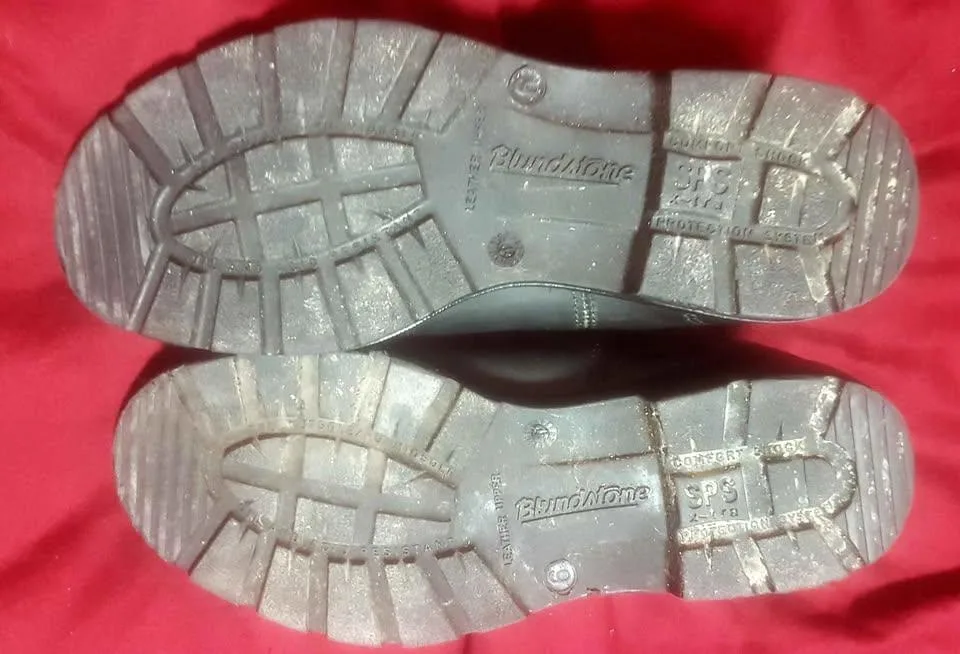 Mens Blundstones Boots Size 6 image indicator(5)