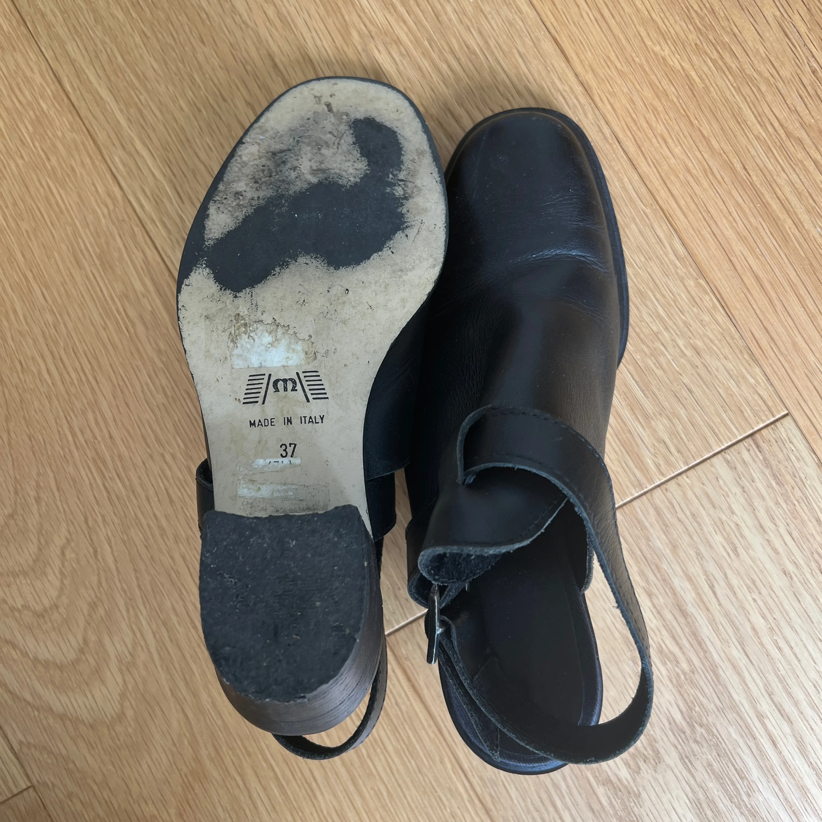 Vintage 90s Leather Mule Cut Out Boots Made in Itay Size 37 image indicator(2)