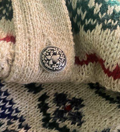 Cottage Cove Christmas Theme Full Button Women’s Cardigan Medium - photo 5