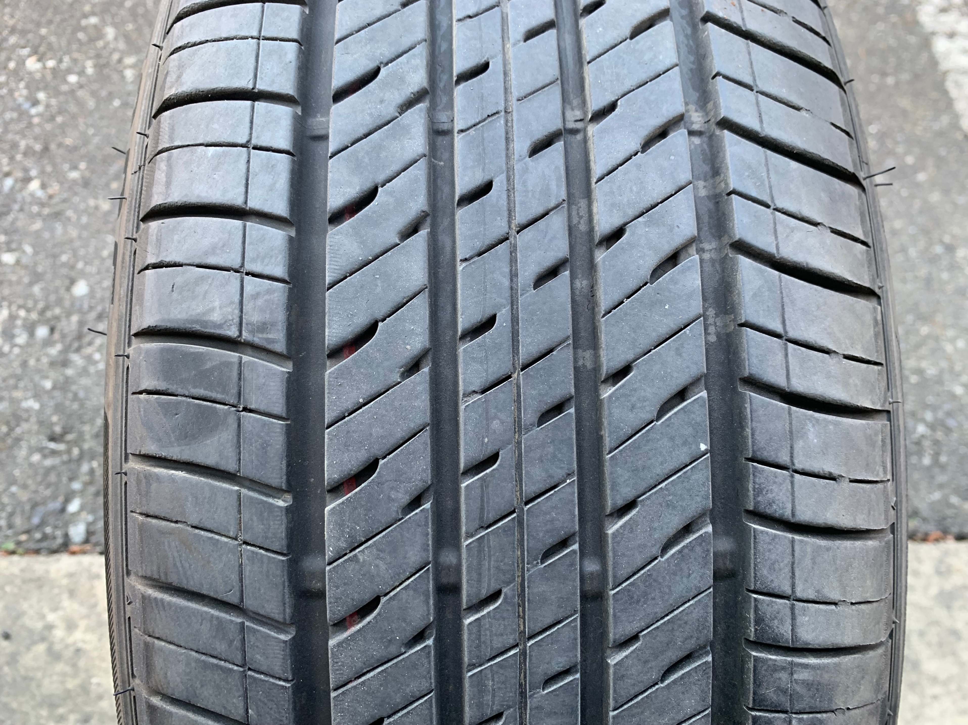 1 X single 205/55/17 Bridgestone Ecopia EP422 plus wit 80% tread - photo 2