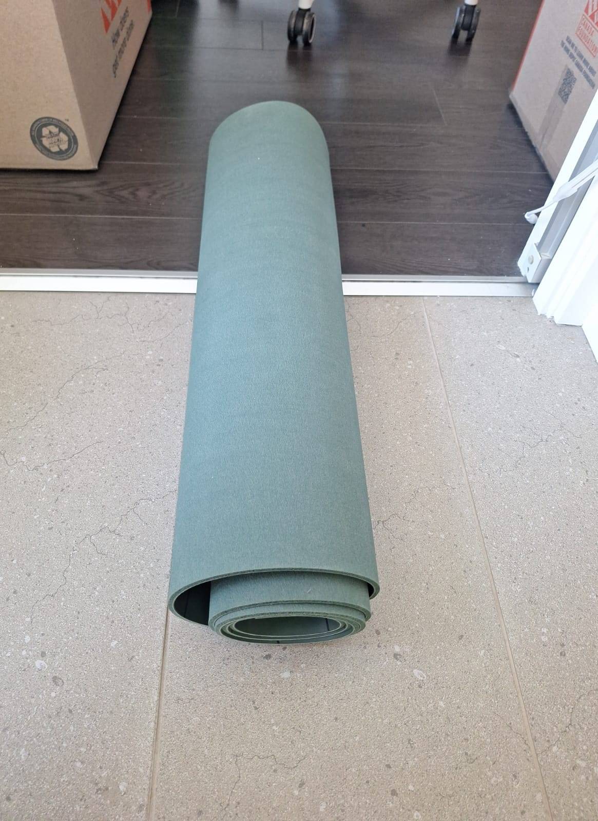 Green yoga mat - From Lululemon - photo 2