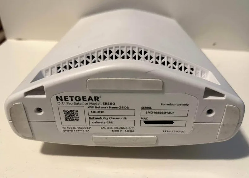 SRS60 — Netgear Orbi Pro AC3000 WiFi 5 Tri-Band Add-on Satellite image indicator(4)