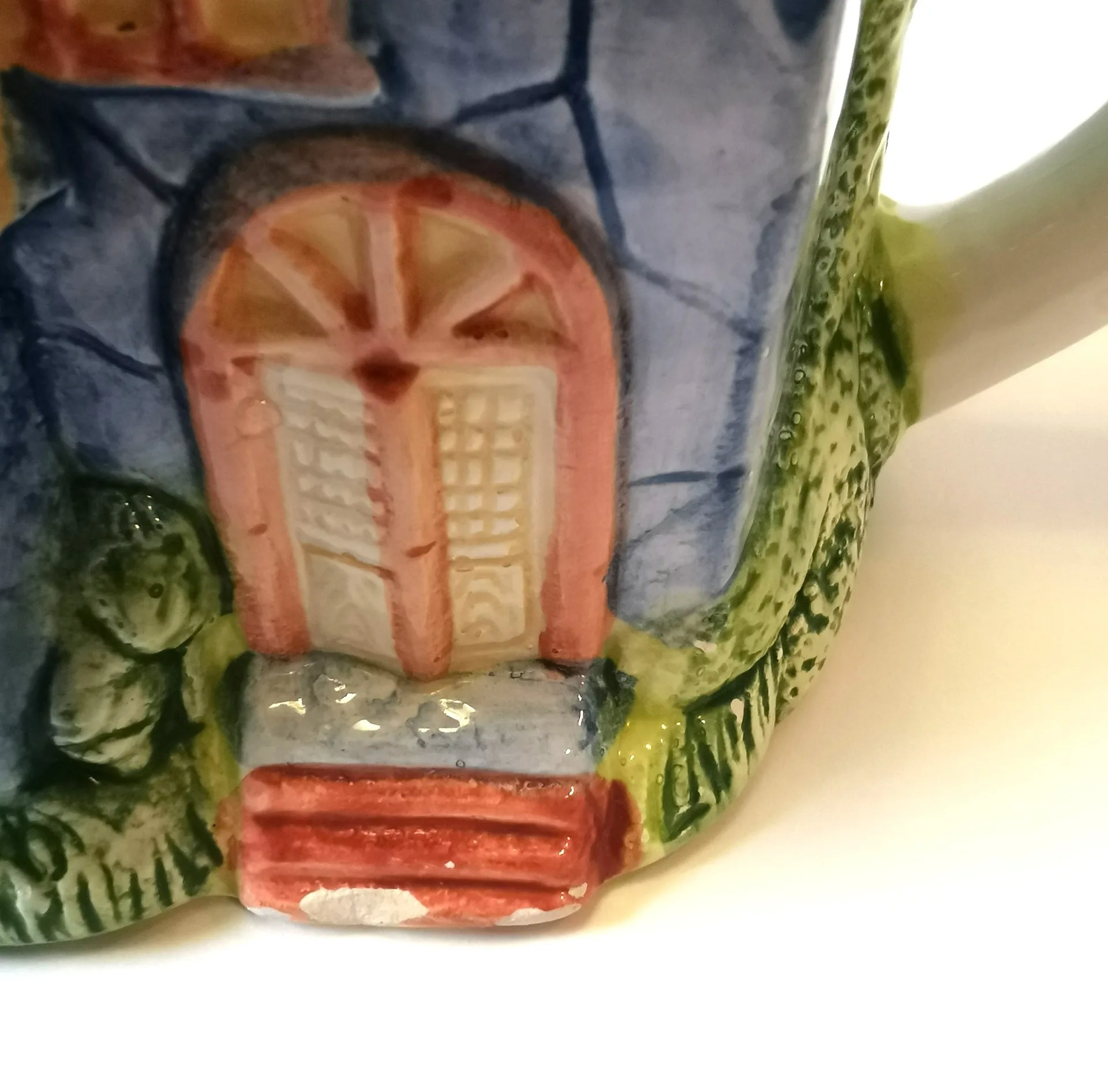 Vintage Cottage Tea Pot Ceramic image indicator(9)