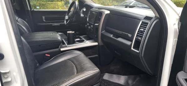 2015 Dodge Ram 3500 Limited image indicator(7)