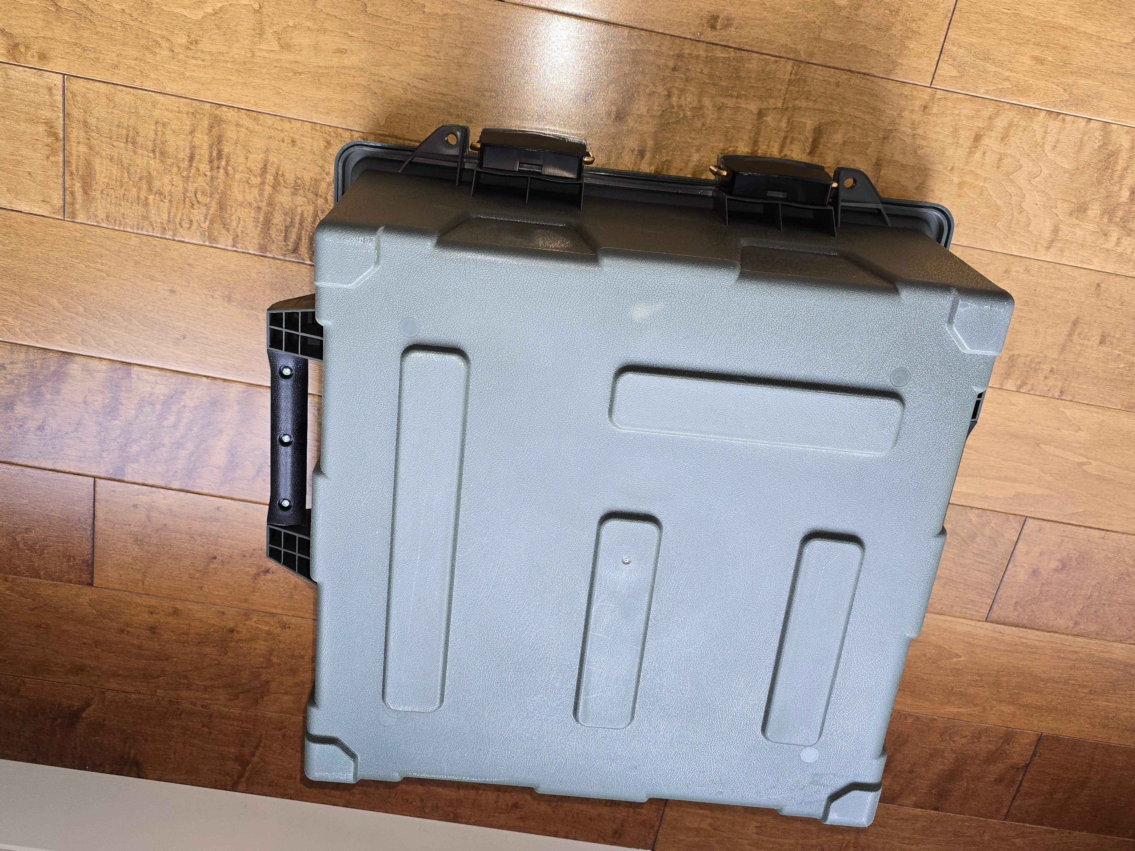 Cabela's Dry Large Storage Box Utility Hunting Waterproof - photo 5