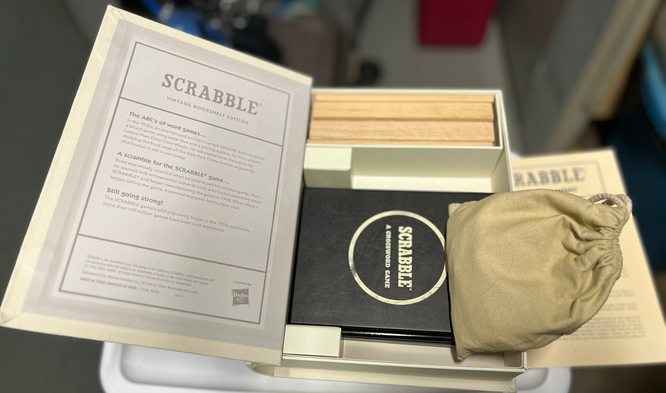 USED Scrabble Vintage Bookshelf Edition (Excellent Condition) - photo 4