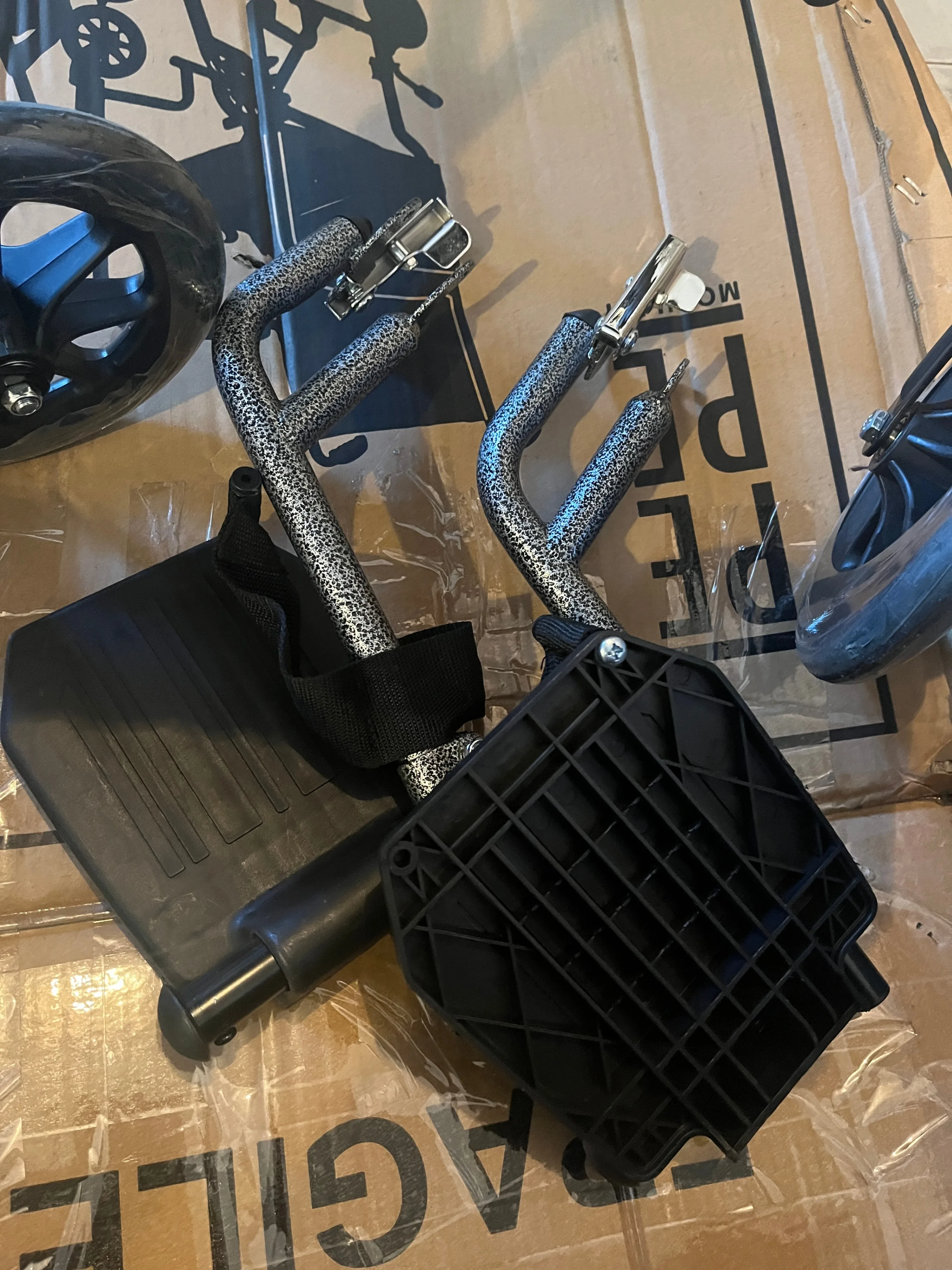 Foldable Transport Wheelchair for Seniors 15" Narrow Seat image indicator(7)