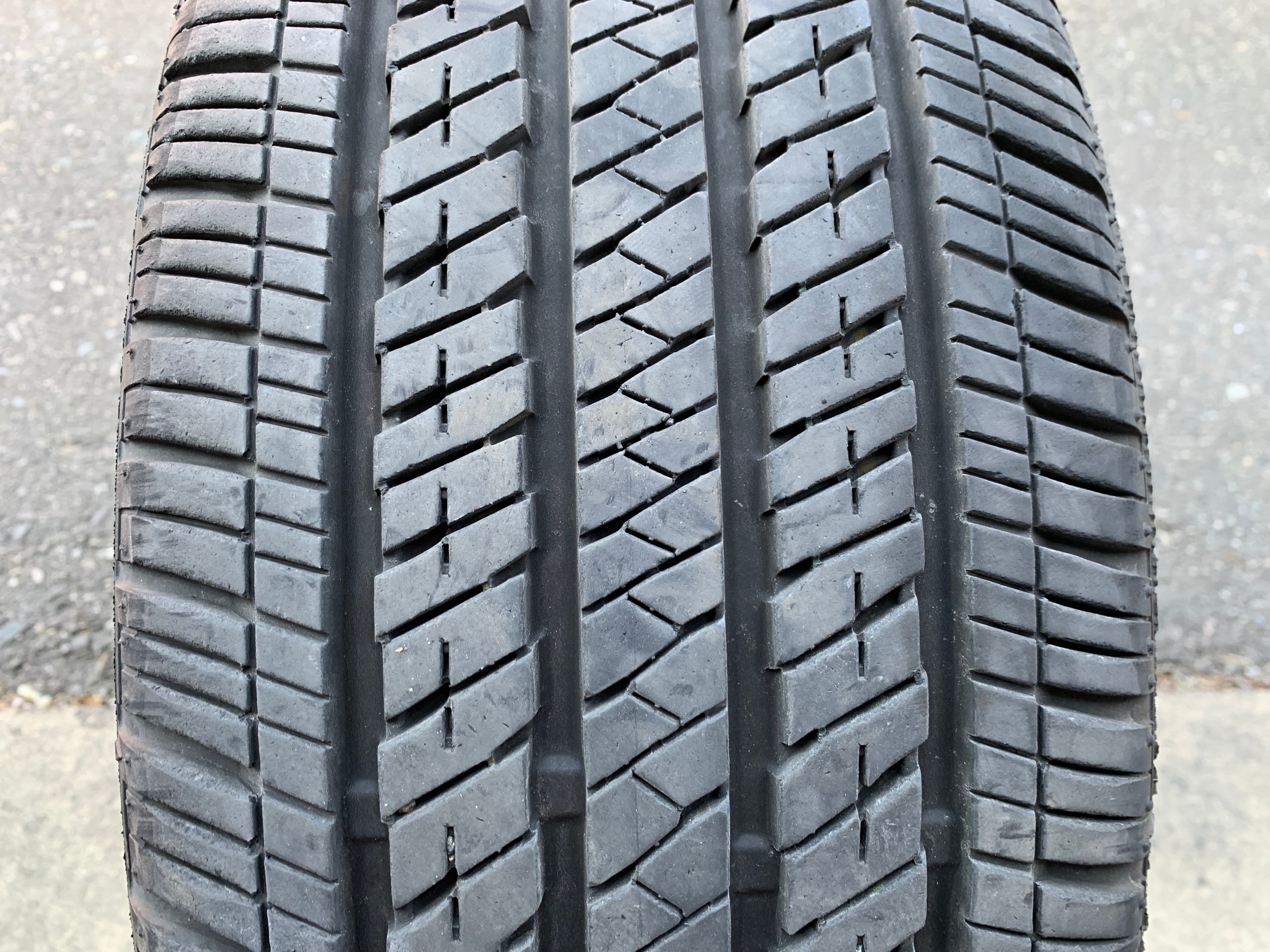 1 X single 225/45/17 Bridgestone ecopia EP422 plus wit 90% tread - photo 2