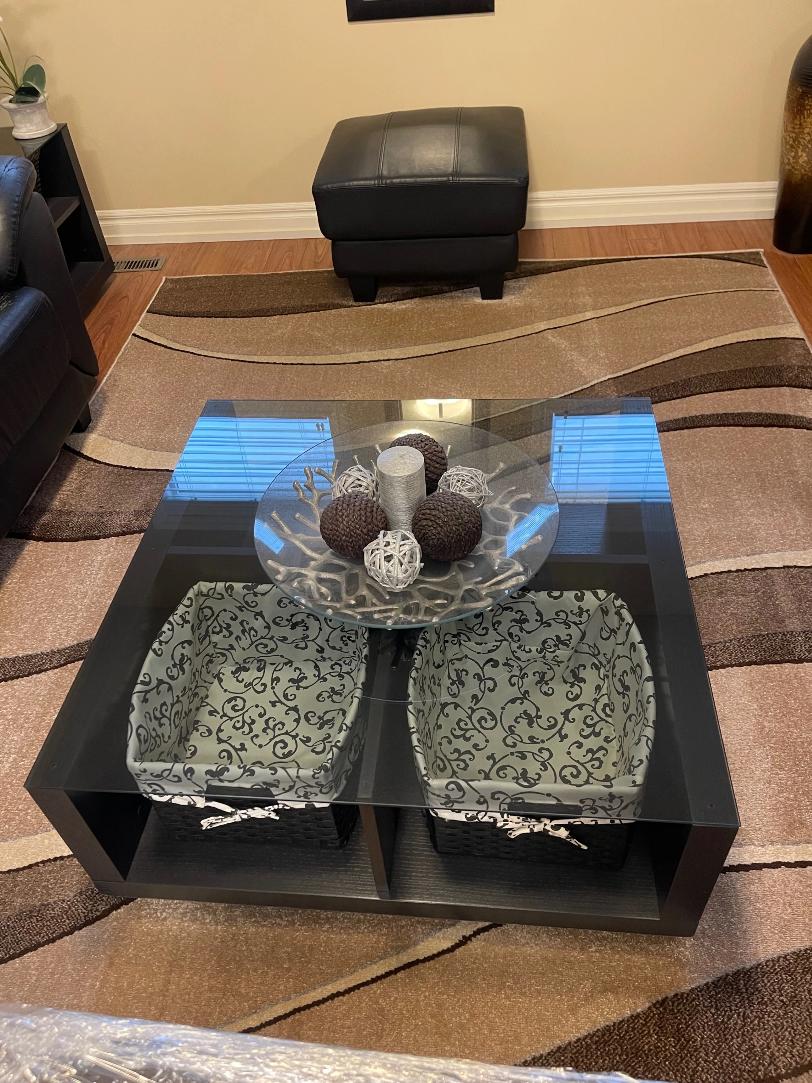 Coffee Table Set thumbnail
