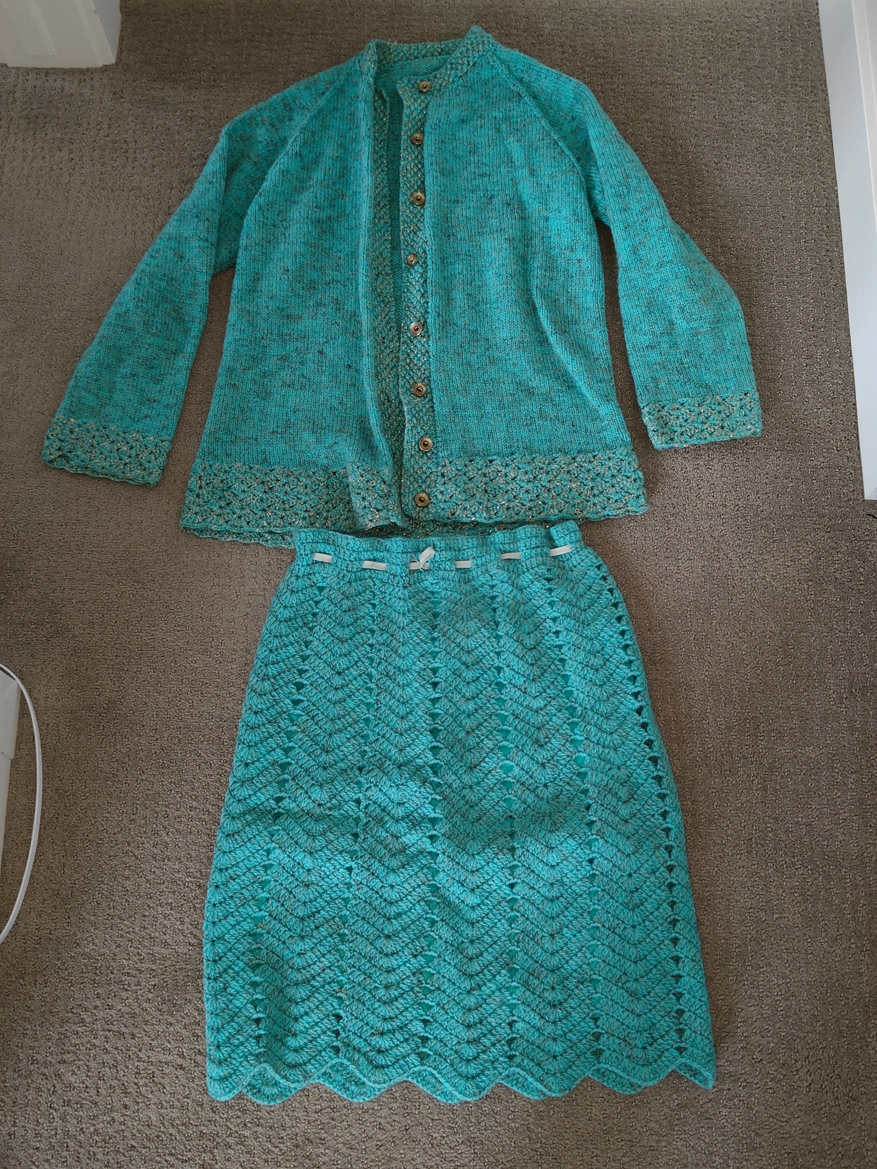 Women Vintage Long Sleeve Button-up Knit Sweater & Skirt - Small thumbnail