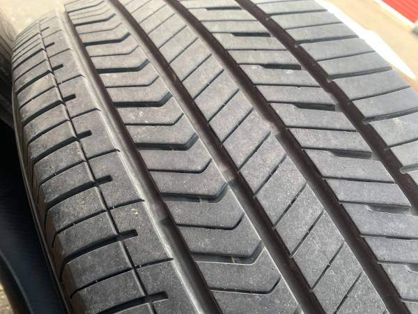 SET of 265/60/20 M+S 112H Yokohama Geolandar X-CV GO57 90% tread - photo 2