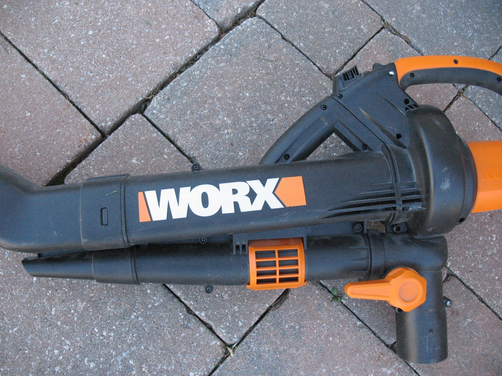 WORX Corded Leaf Blower, Mulcher, and Vacuum - photo 5