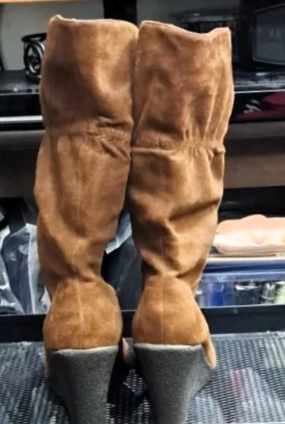 Enzo Angiolini Women's Suede Leather Wedge Boots Used Like New image indicator(4)